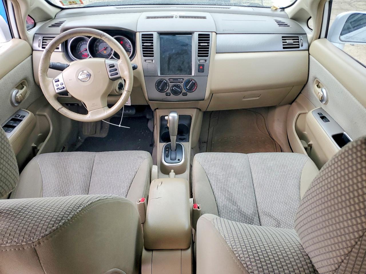 2009 Nissan Versa 1.8 S White vin: 3N1BC13E99L391813
