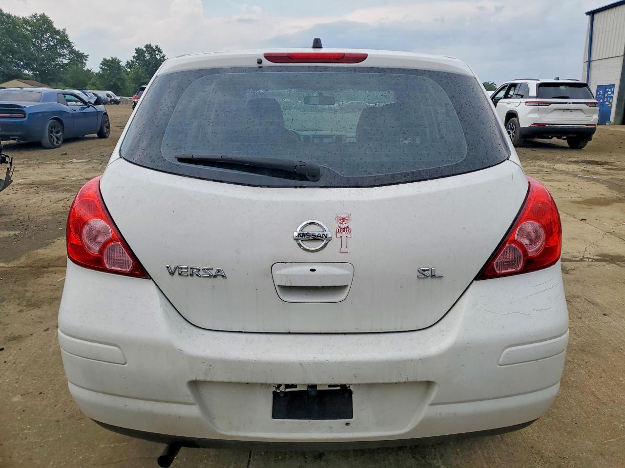 2009 Nissan Versa 1.8 S White vin: 3N1BC13E99L391813