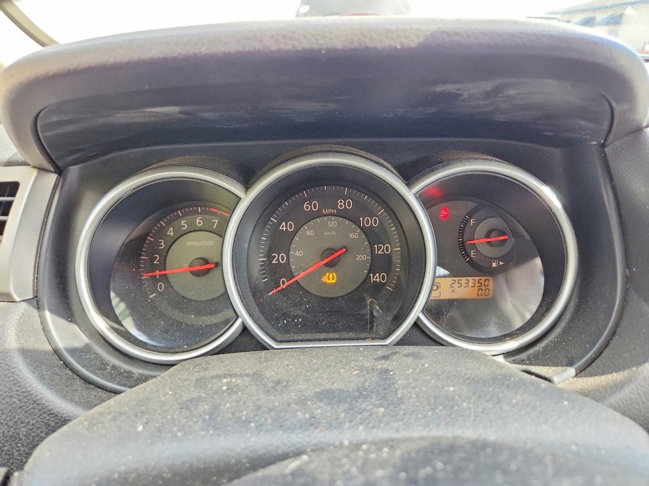 2009 Nissan Versa 1.8 S Серебряный vin: 3N1BC13E99L400817