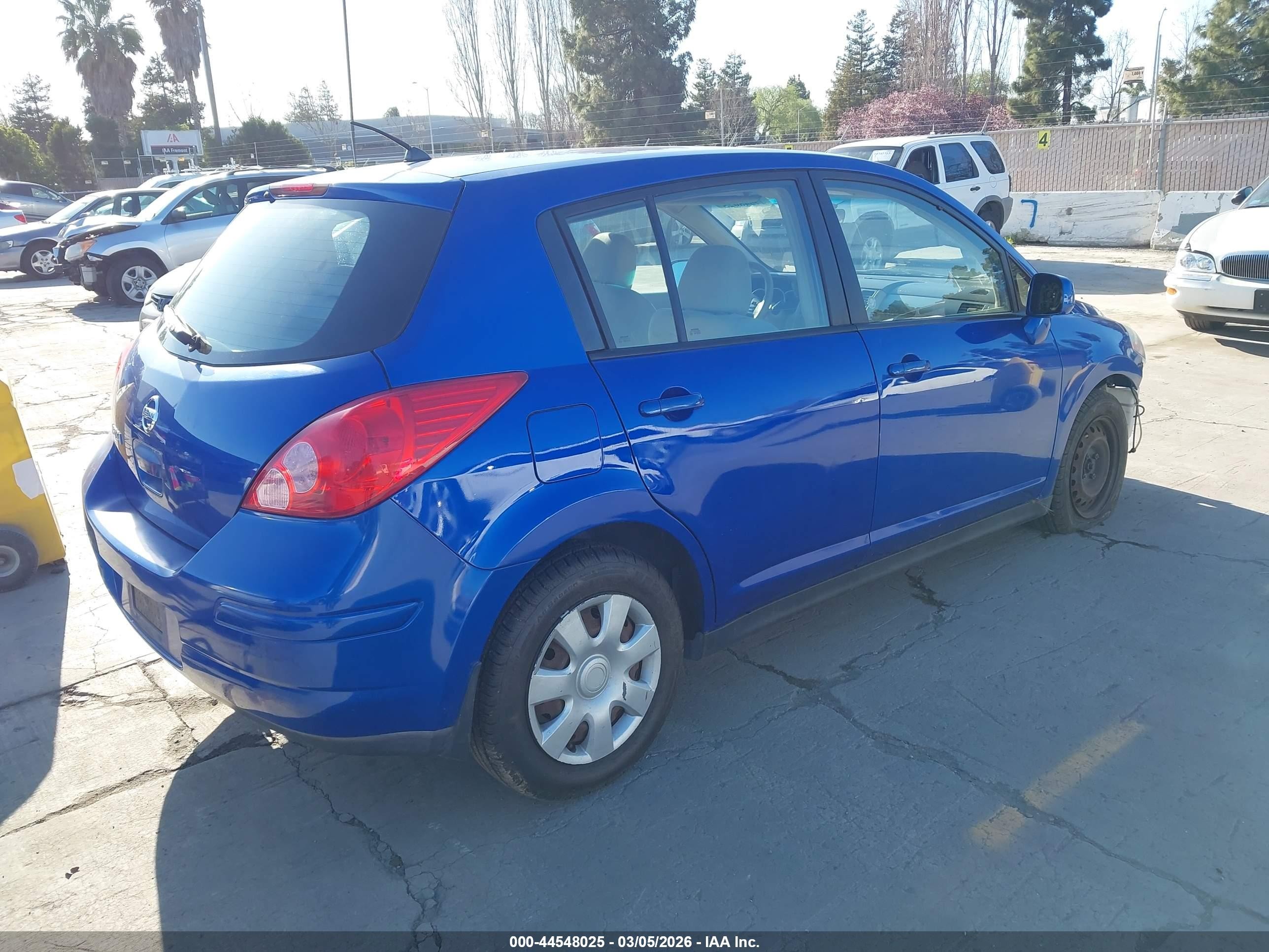 2009 Nissan Versa 1.8s Blue vin: 3N1BC13E99L441335