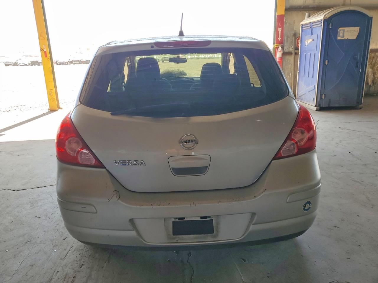 2007 Nissan Versa 1.8 S Silver vin: 3N1BC13EX7L358896