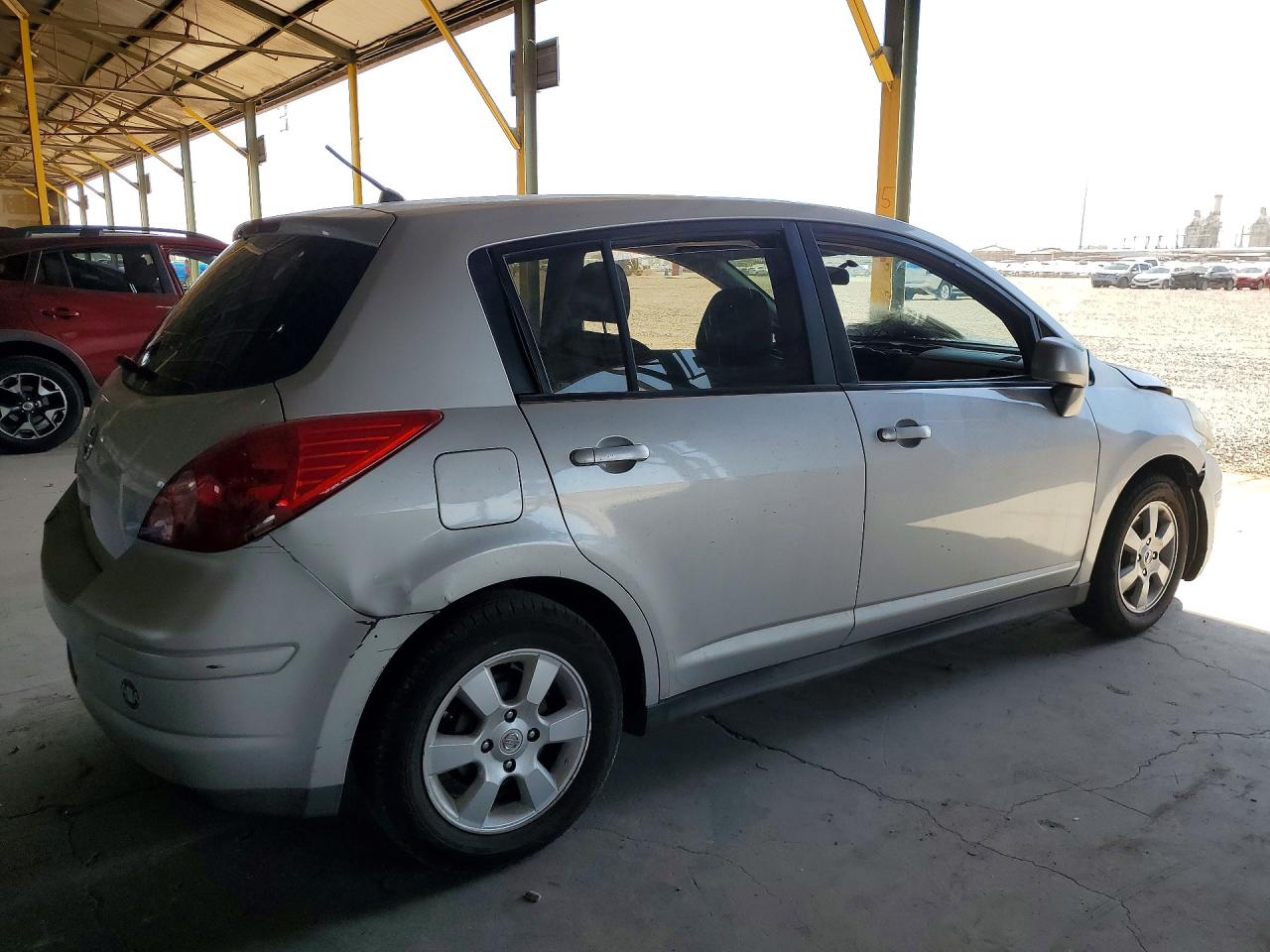 2007 Nissan Versa 1.8 S Silver vin: 3N1BC13EX7L358896