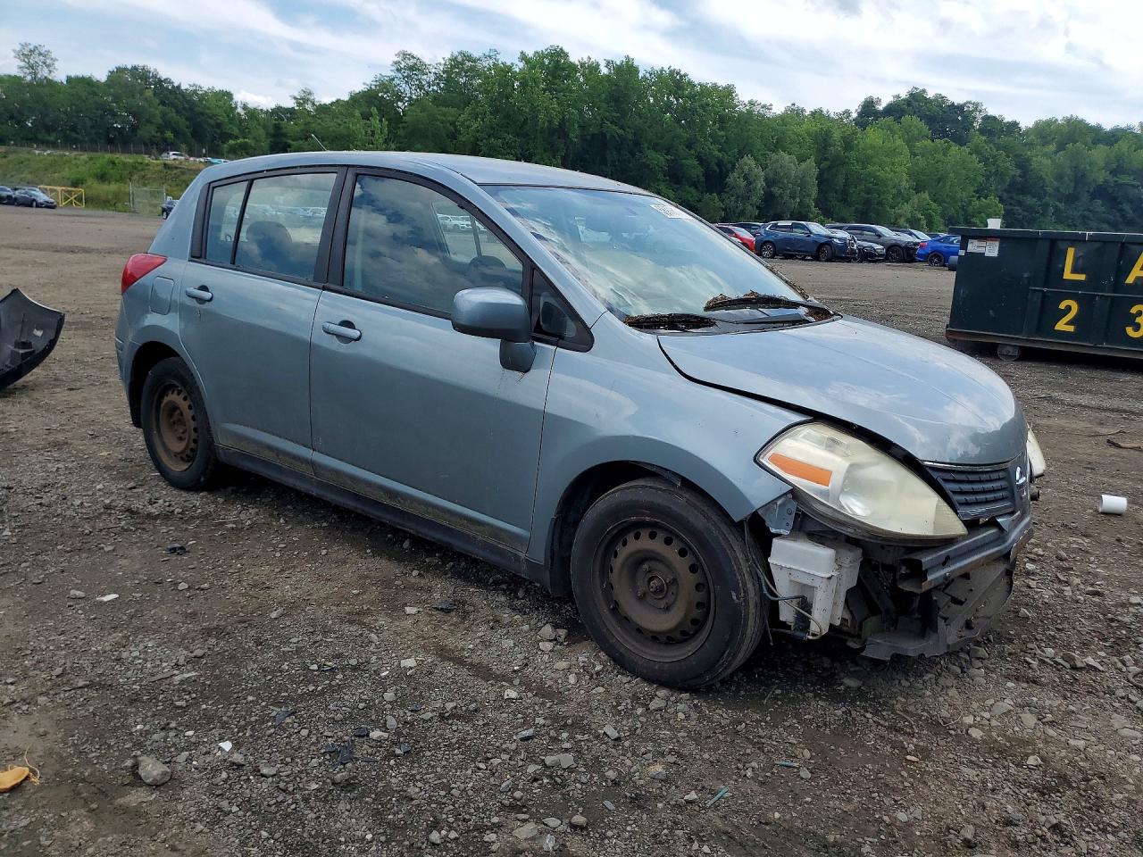 2007 Nissan Versa Silver vin: 3N1BC13EX7L383426