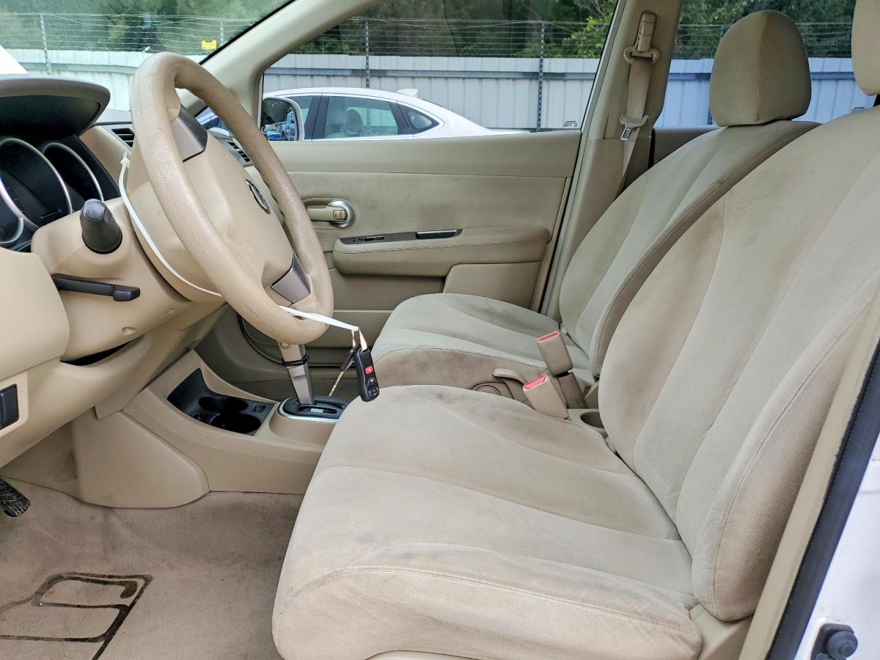 2007 Nissan Versa 1.8 S White vin: 3N1BC13EX7L385158