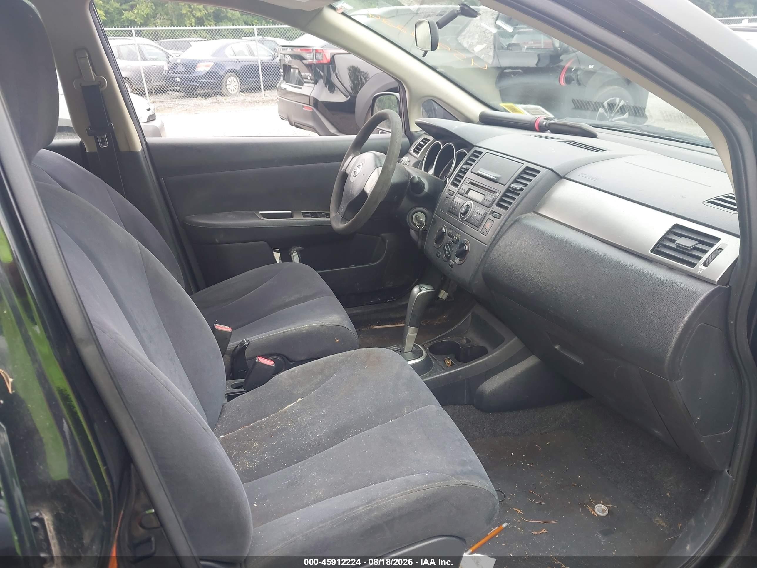 2007 Nissan Versa 1.8s Черный vin: 3N1BC13EX7L432849