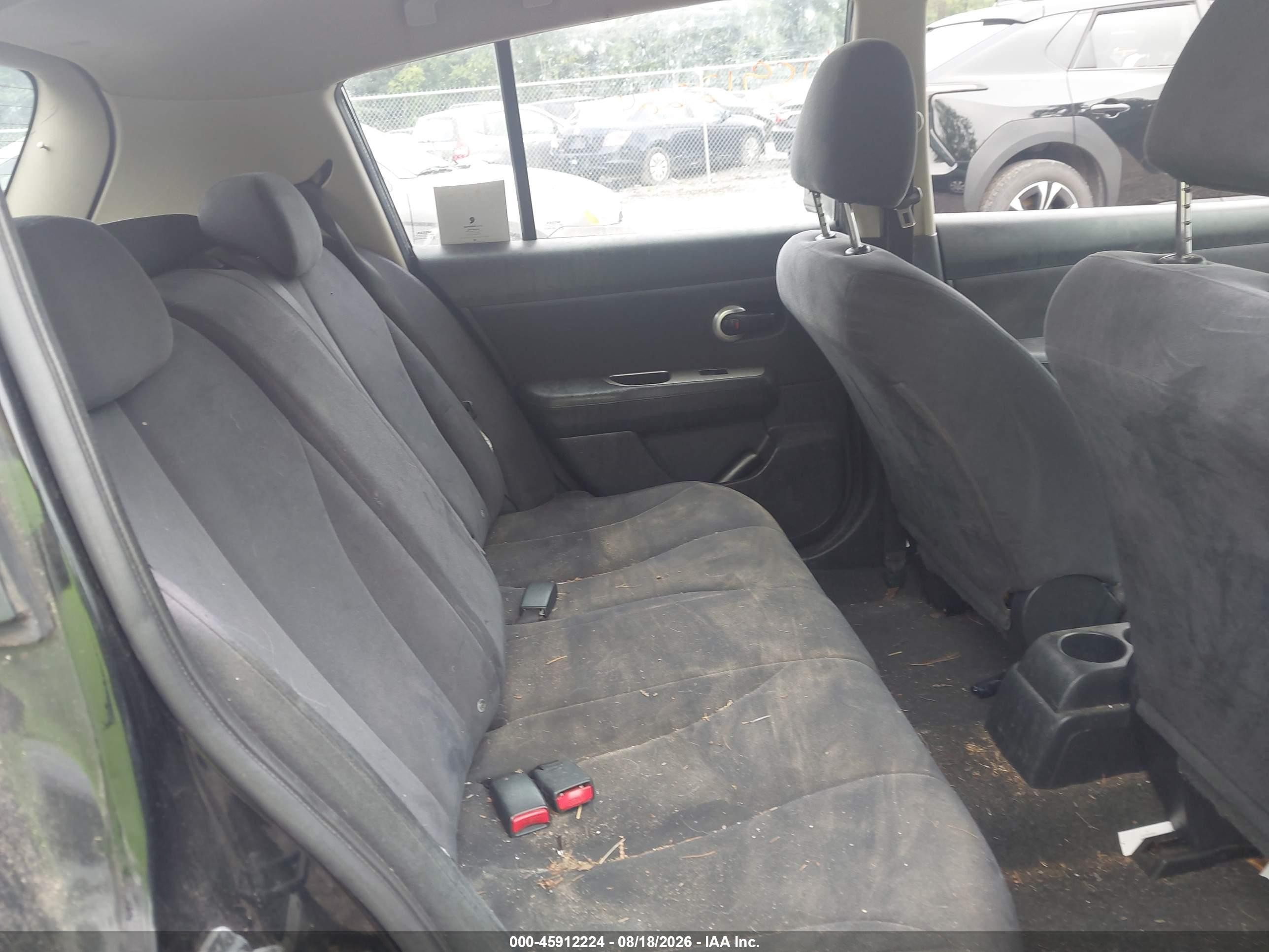 2007 Nissan Versa 1.8s Черный vin: 3N1BC13EX7L432849
