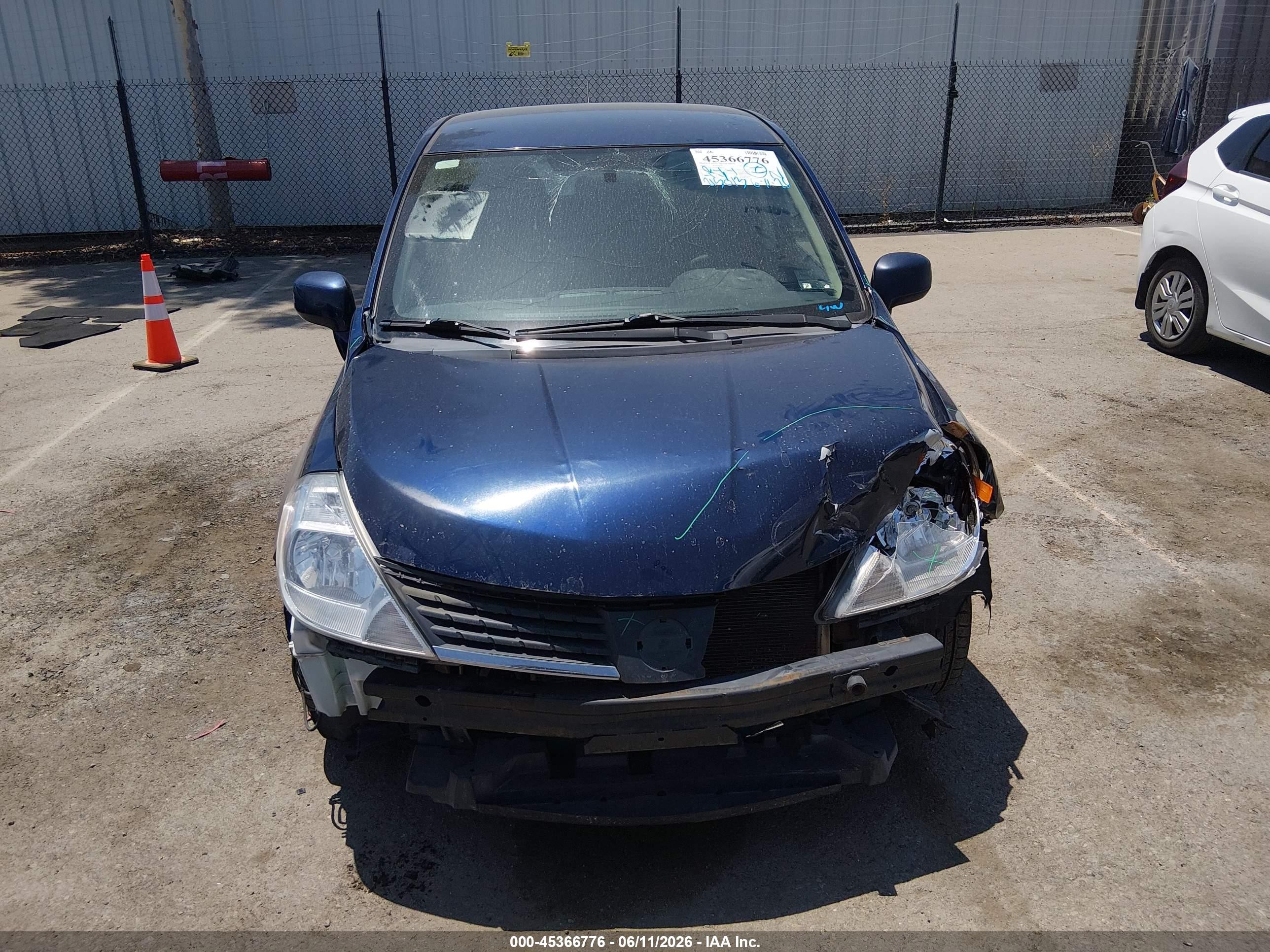 2008 Nissan Versa 1.8s Dark Blue vin: 3N1BC13EX8L386540