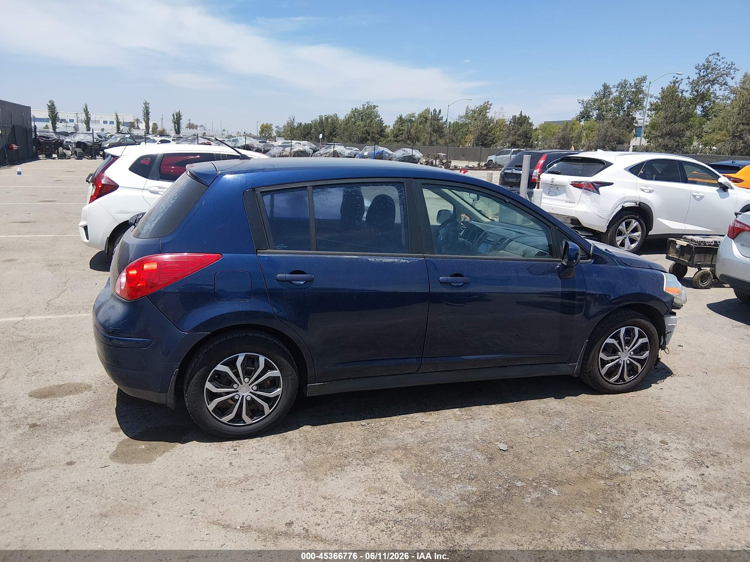 2008 Nissan Versa 1.8s Dark Blue vin: 3N1BC13EX8L386540
