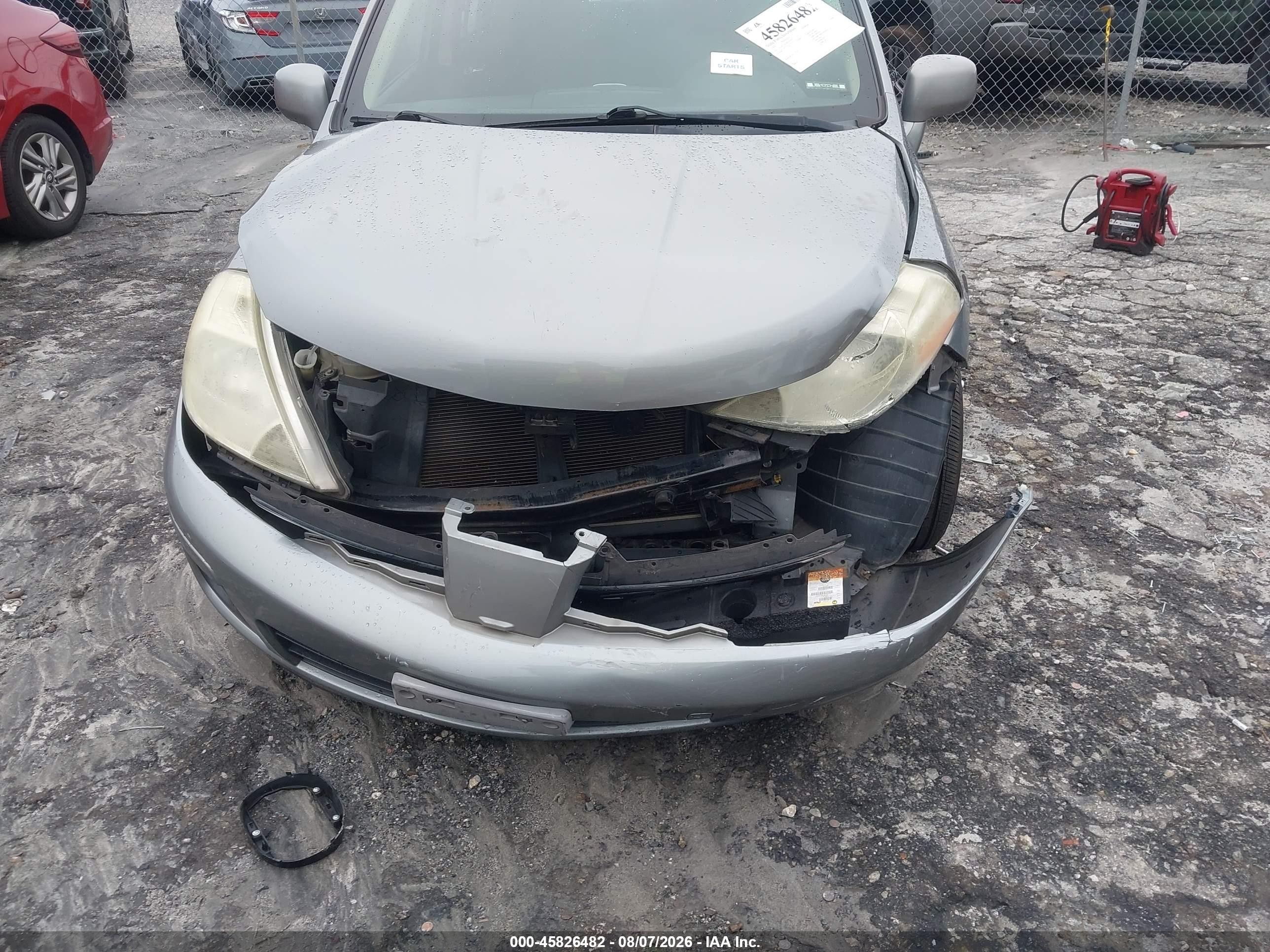 2008 Nissan Versa 1.8 S Серый vin: 3N1BC13EX8L454593