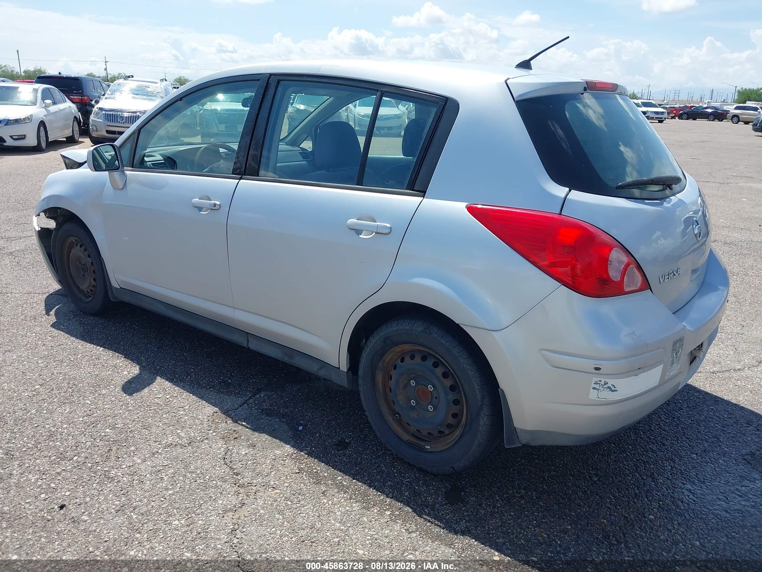 2009 Nissan Versa 1.8s Silver vin: 3N1BC13EX9L377628