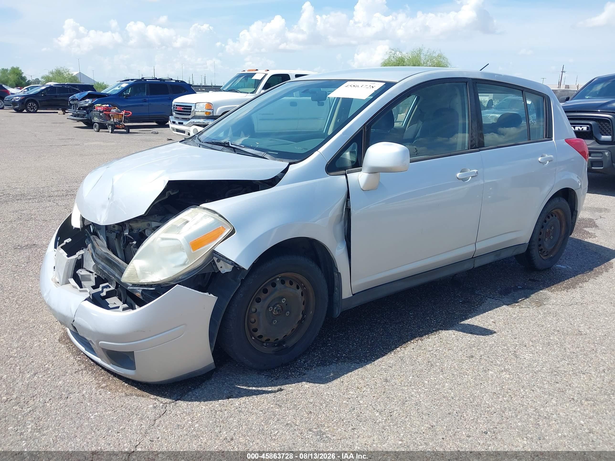 2009 Nissan Versa 1.8s Silver vin: 3N1BC13EX9L377628
