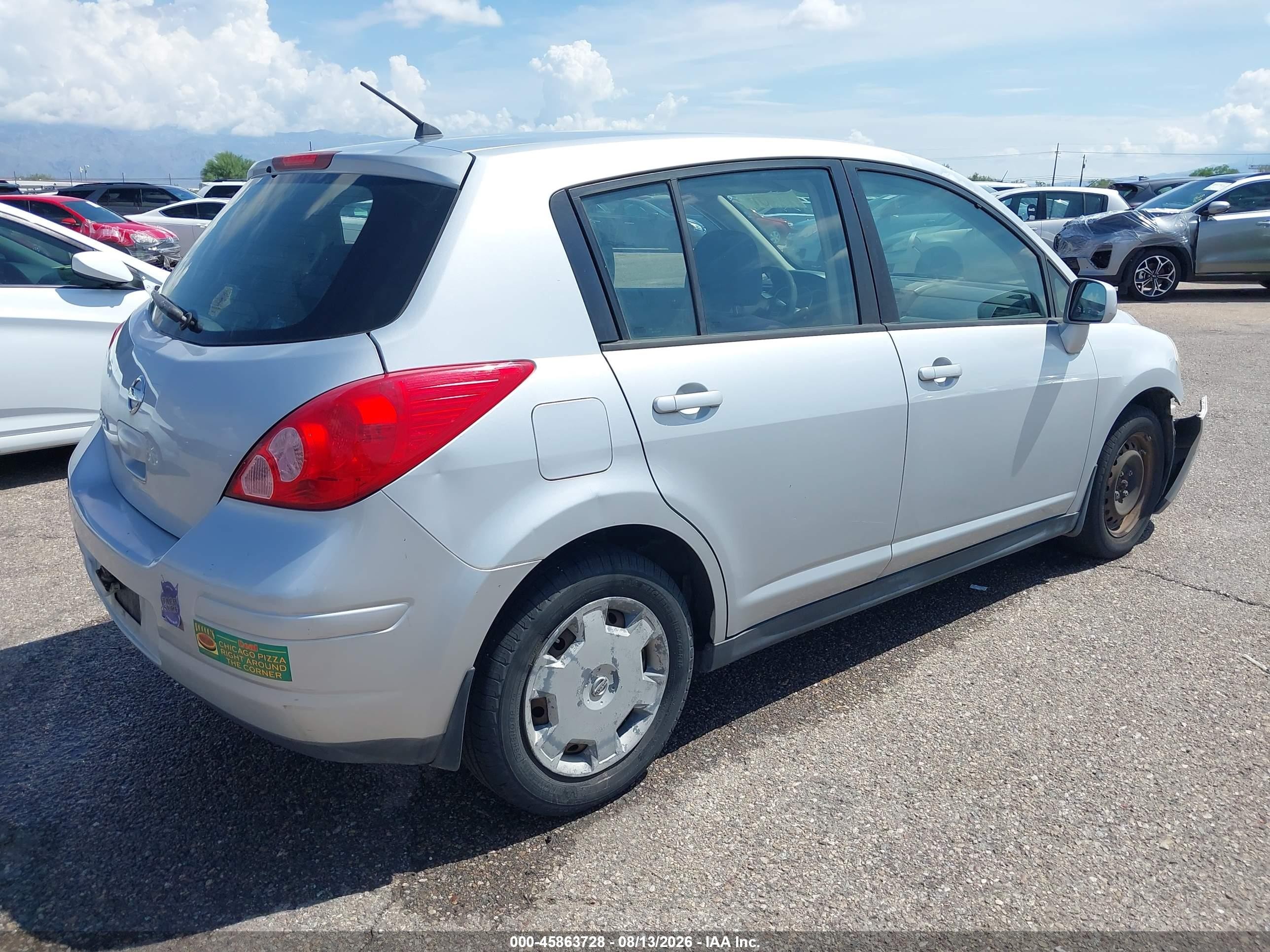 2009 Nissan Versa 1.8s Silver vin: 3N1BC13EX9L377628