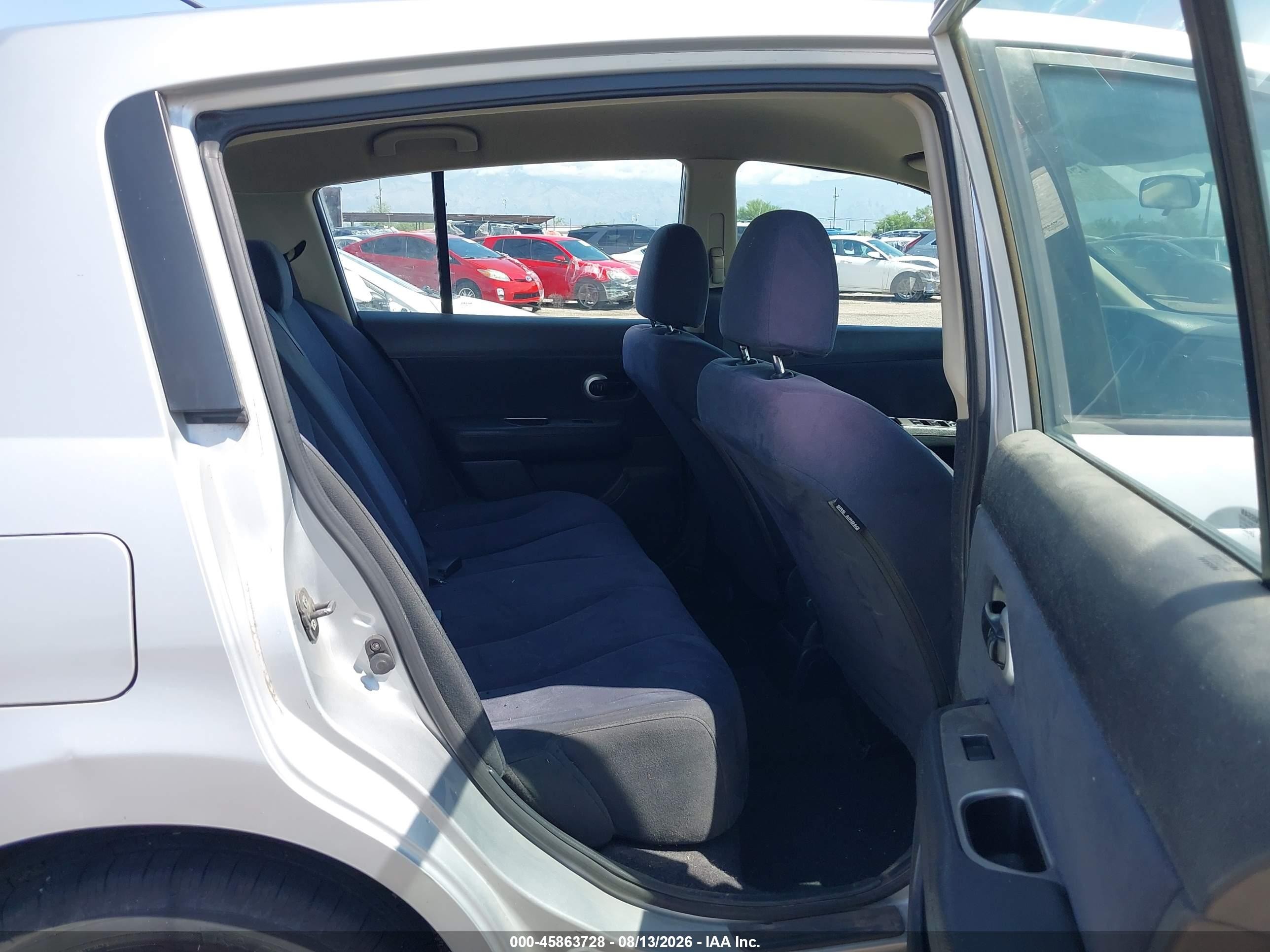 2009 Nissan Versa 1.8s Silver vin: 3N1BC13EX9L377628