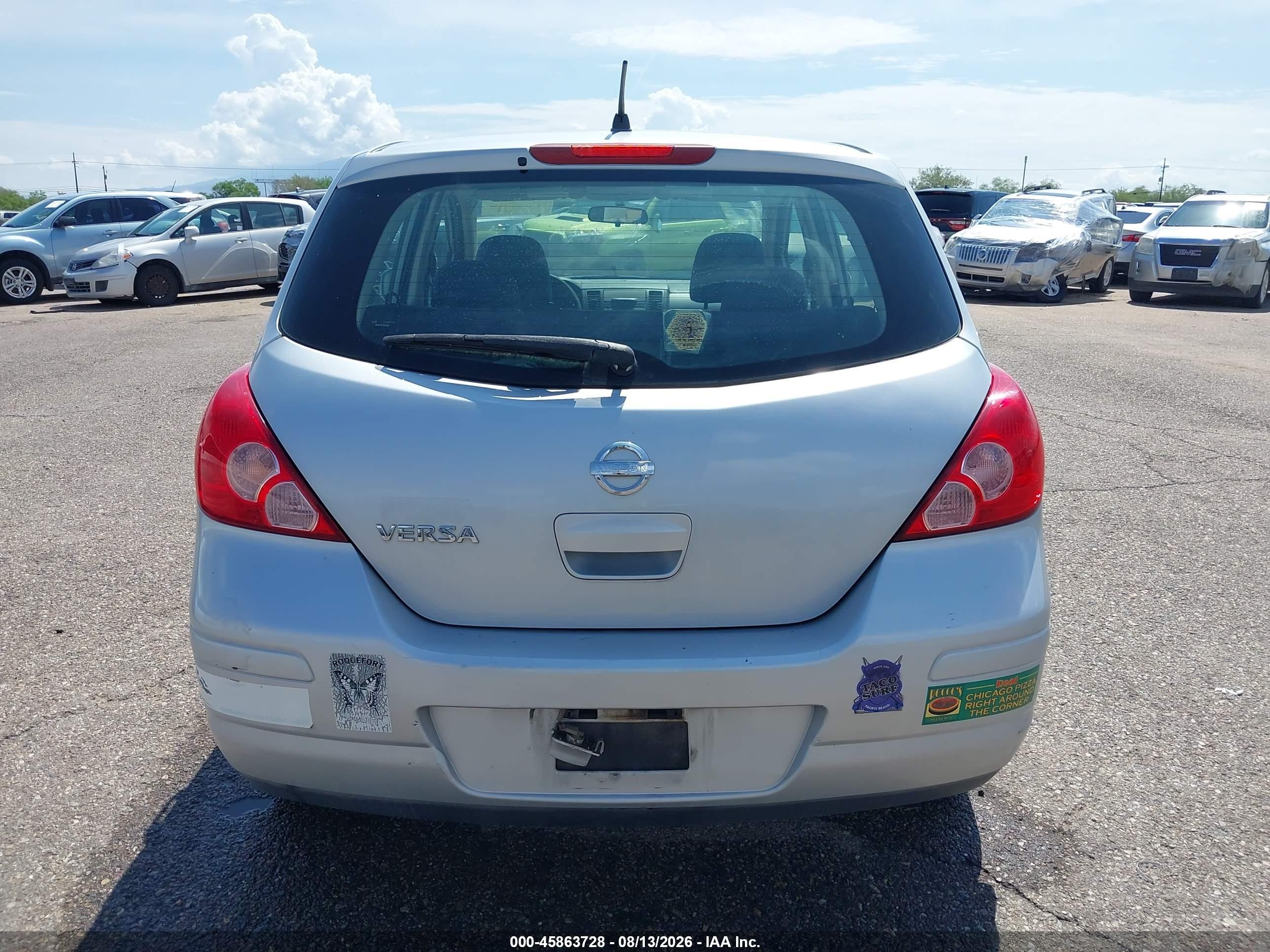 2009 Nissan Versa 1.8s Silver vin: 3N1BC13EX9L377628