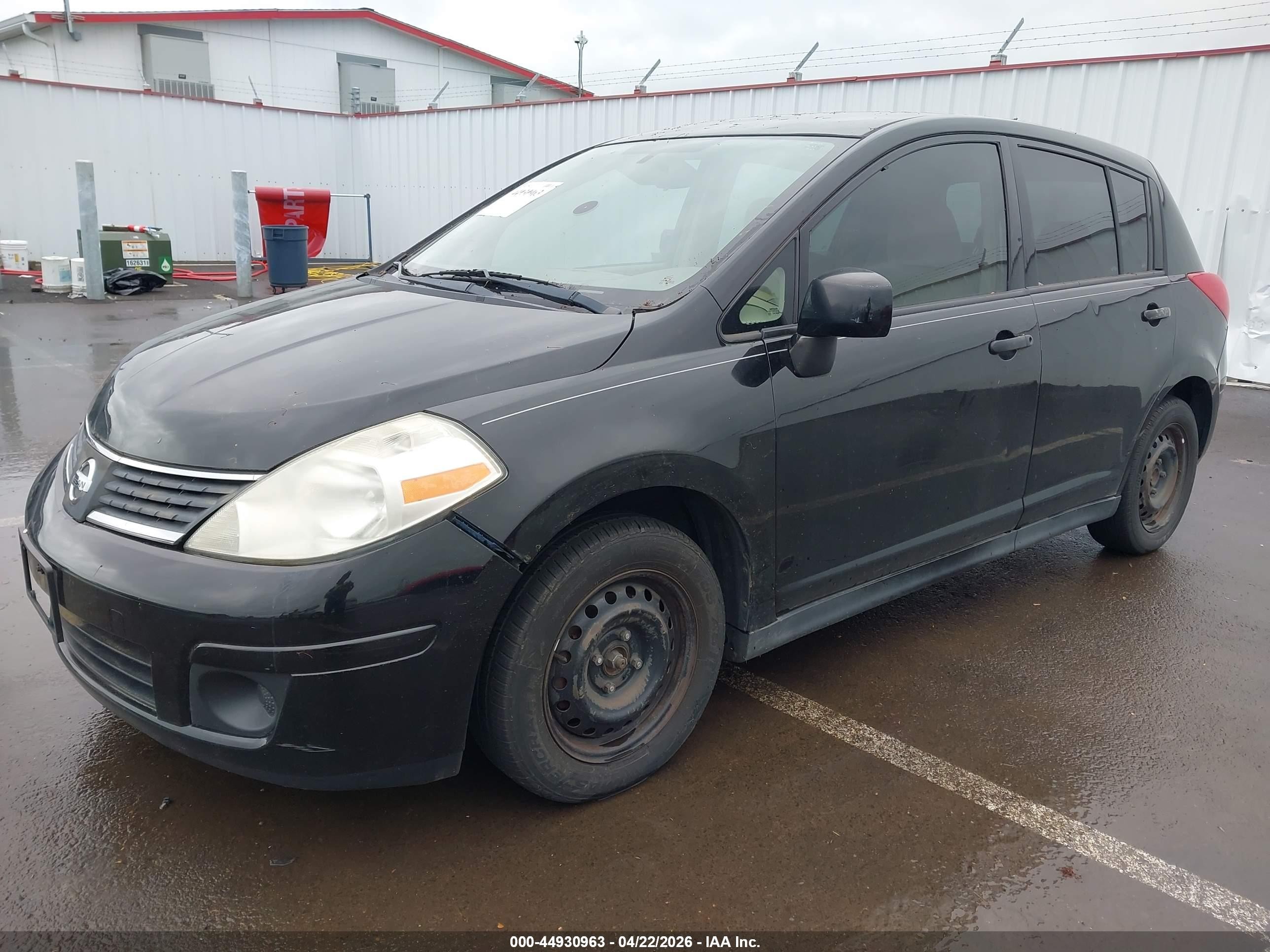 2009 Nissan Versa 1.8s Черный vin: 3N1BC13EX9L385194