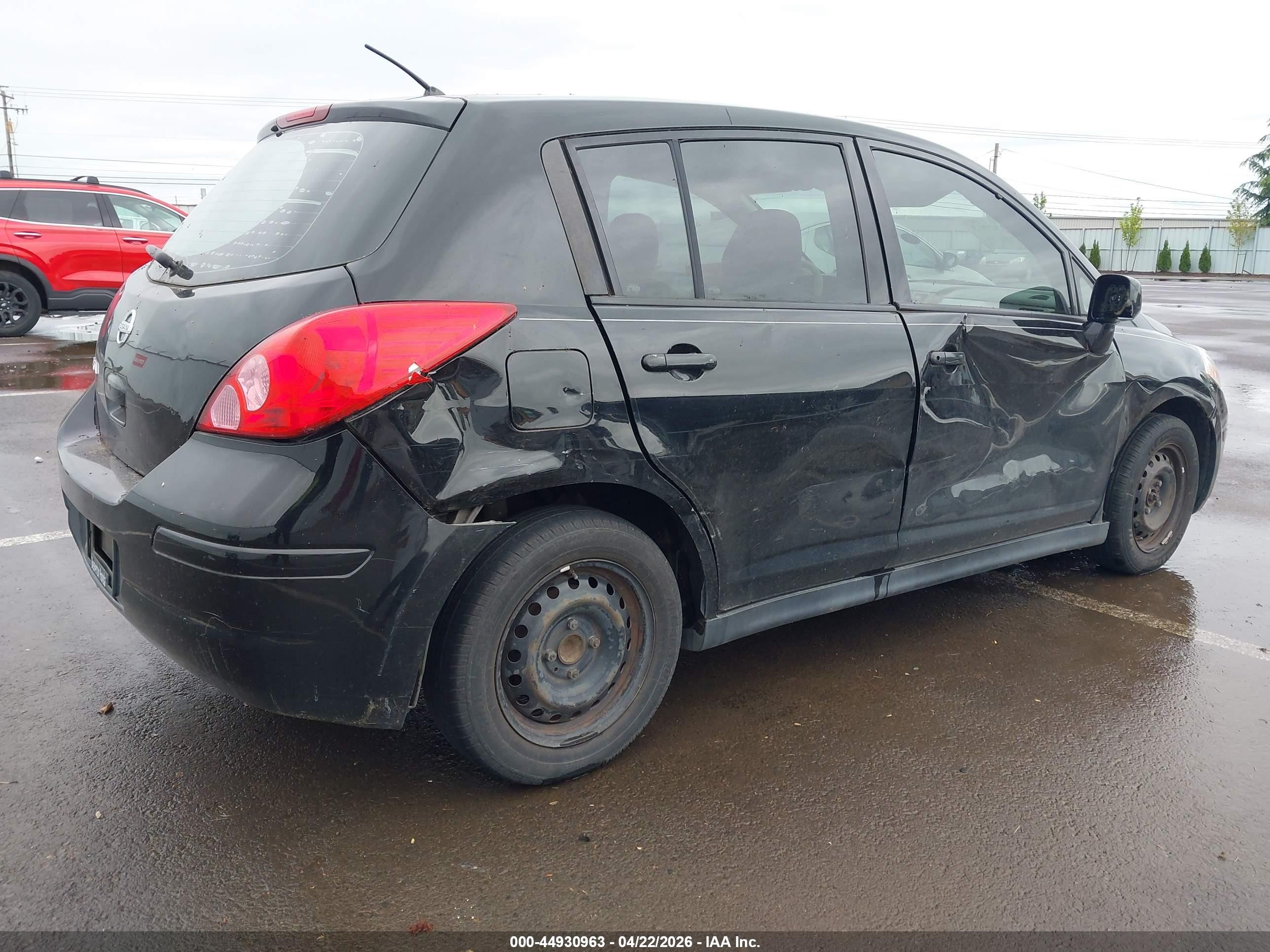 2009 Nissan Versa 1.8s Черный vin: 3N1BC13EX9L385194