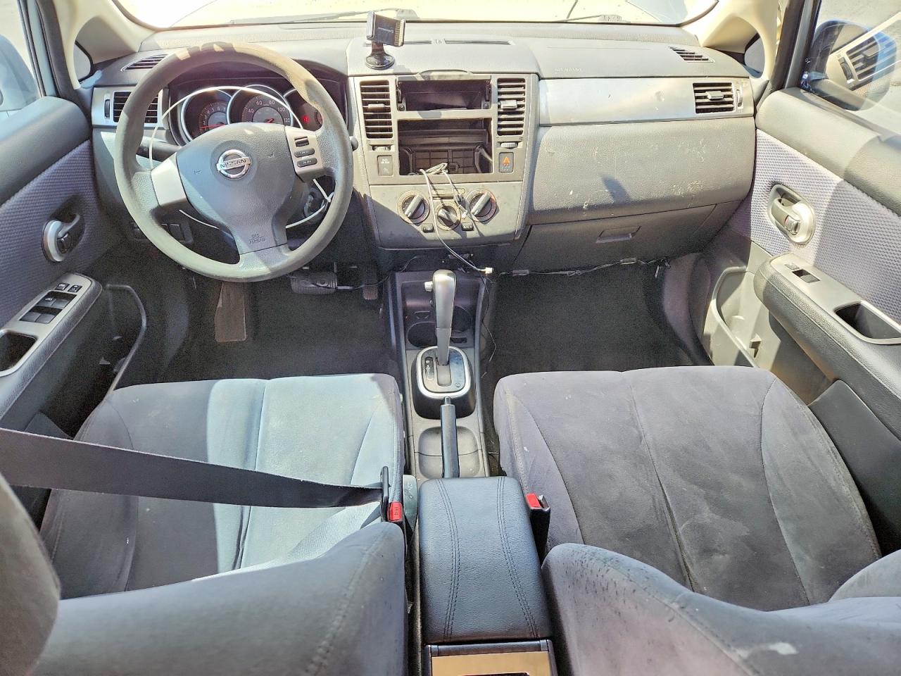 2009 Nissan Versa 1.8 S Silver vin: 3N1BC13EX9L394199