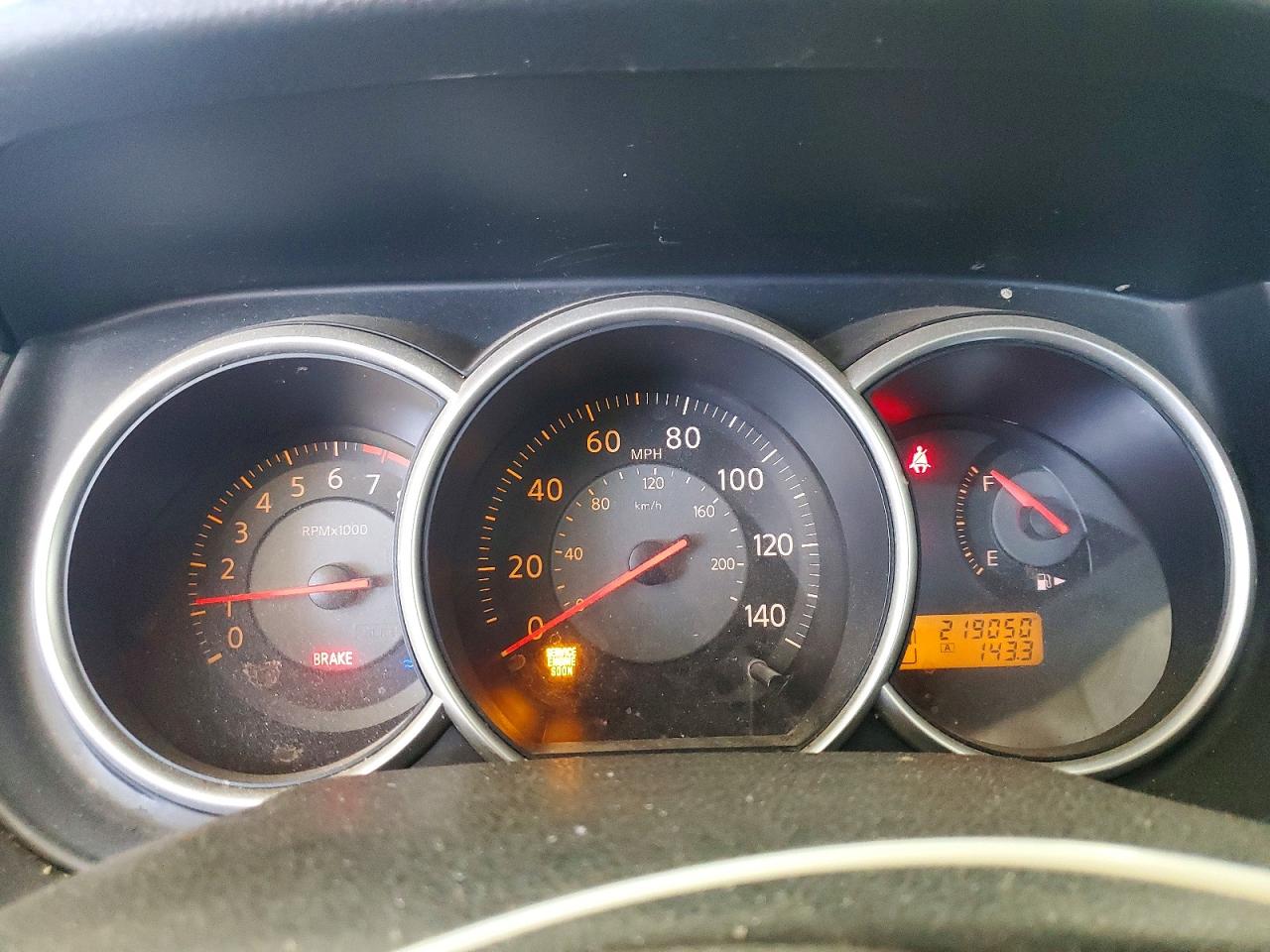 2009 Niss Versa Sl 4d Hatchbac Silver vin: 3N1BC13EX9L403726