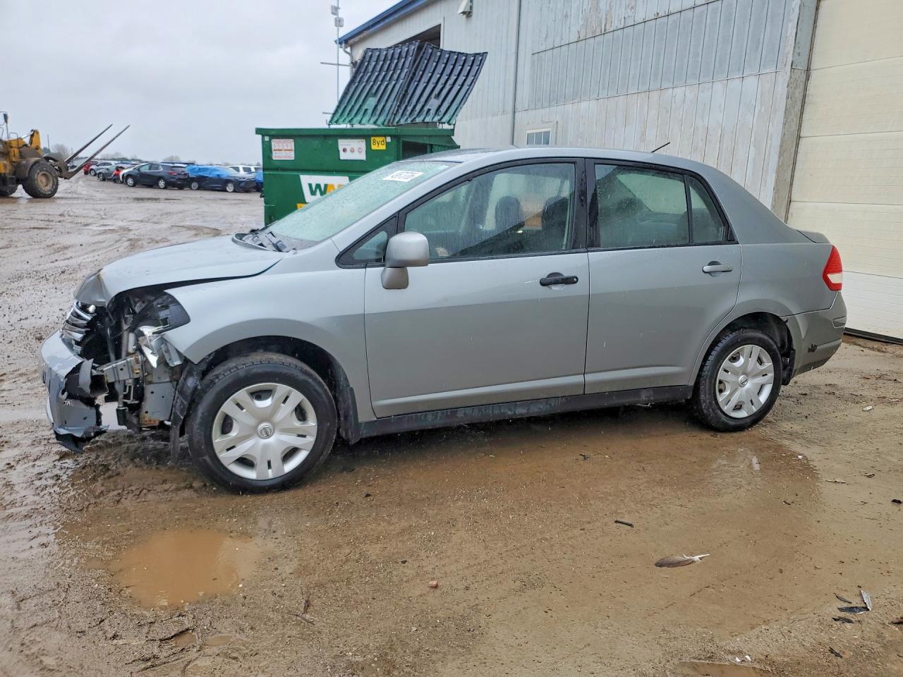 2010 Nissan Versa Серый vin: 3N1BC1AP0AL354240