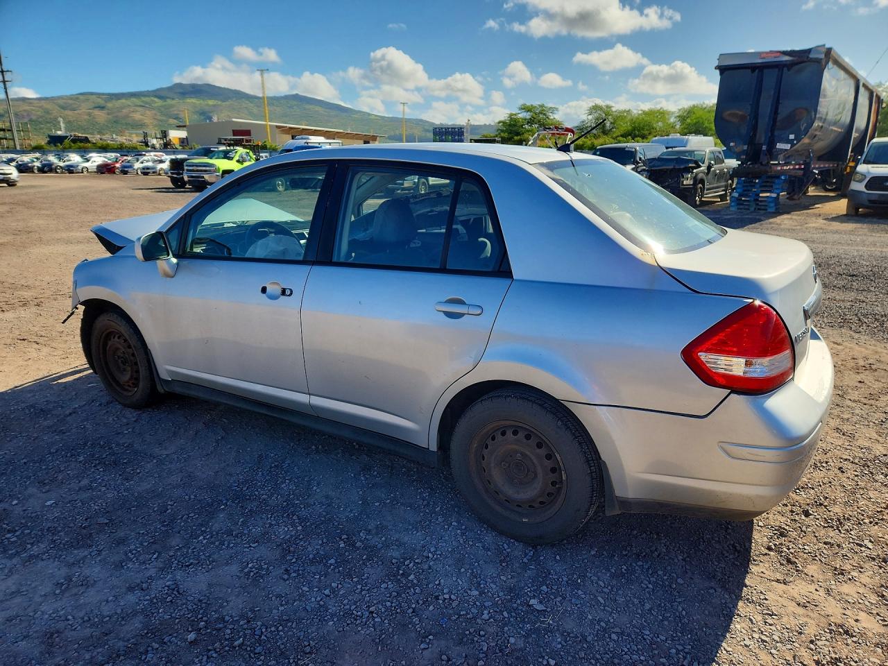 2010 Nissan Versa 1.8 S Silver vin: 3N1BC1AP0AL366775