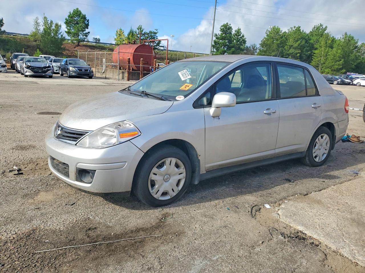 2011 Nissan Versa 1.8 S Серебряный vin: 3N1BC1AP0BL362078