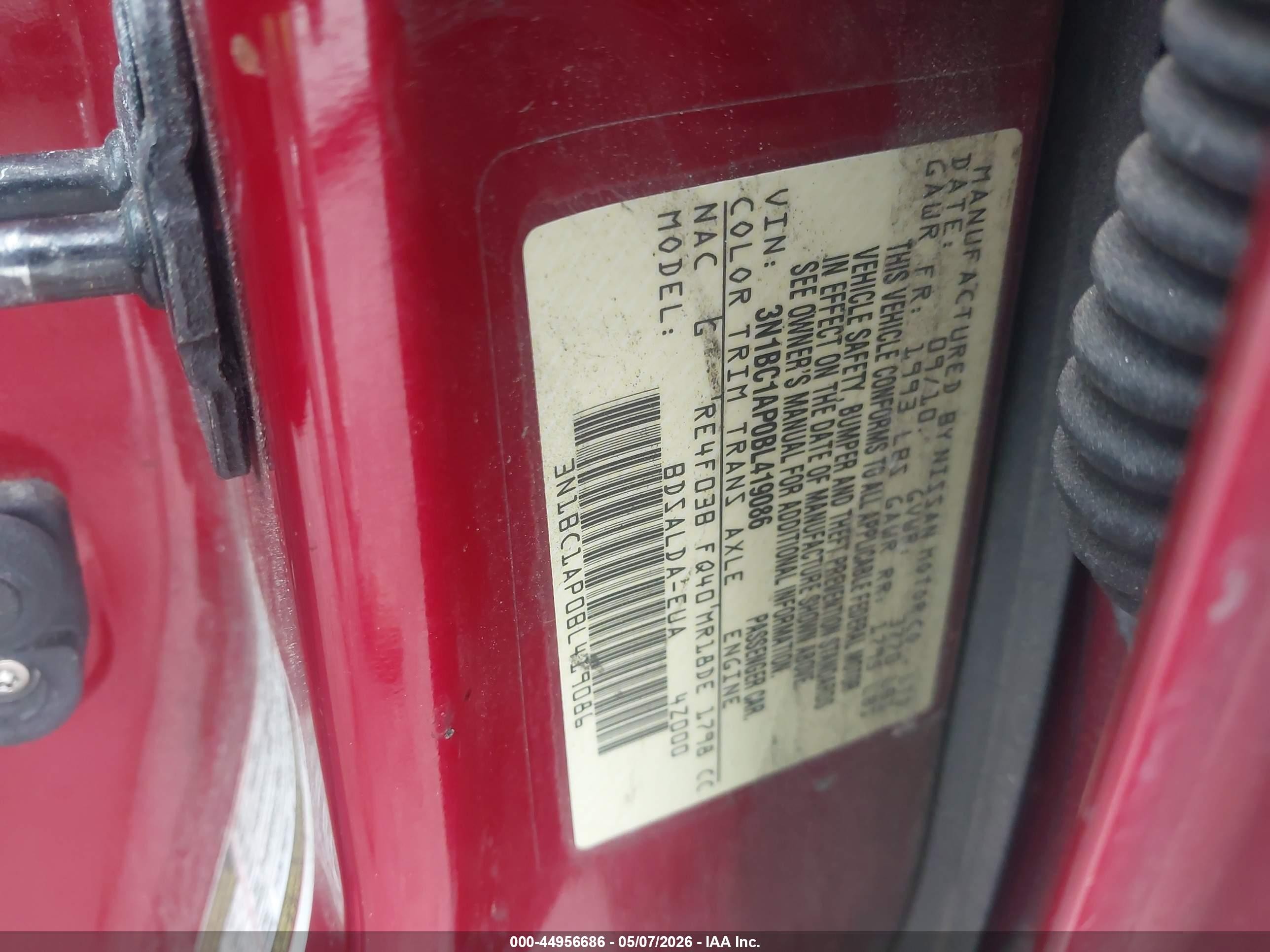 2011 Nissan Versa 1.8s Red vin: 3N1BC1AP0BL419086