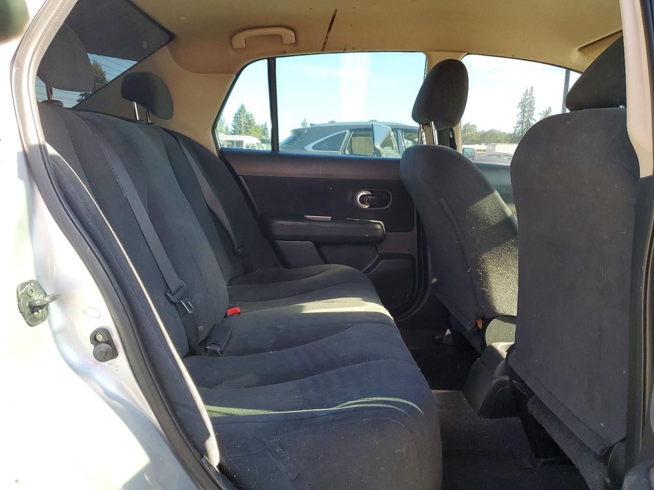 2010 Nissan Versa 1.8 S Серебряный vin: 3N1BC1AP1AL366395