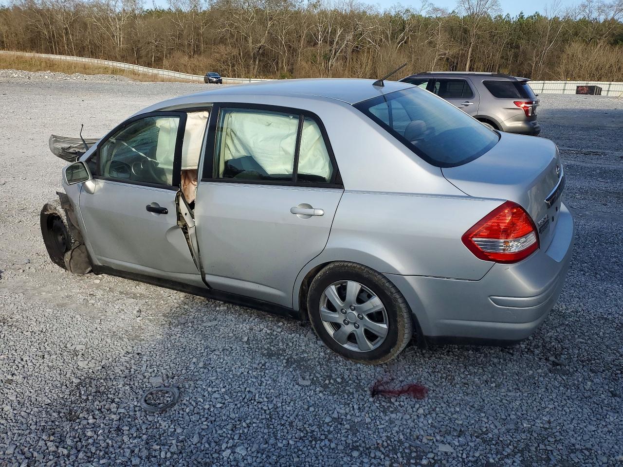 2010 Nissan Versa 1.8 S Silver vin: 3N1BC1AP1AL425218