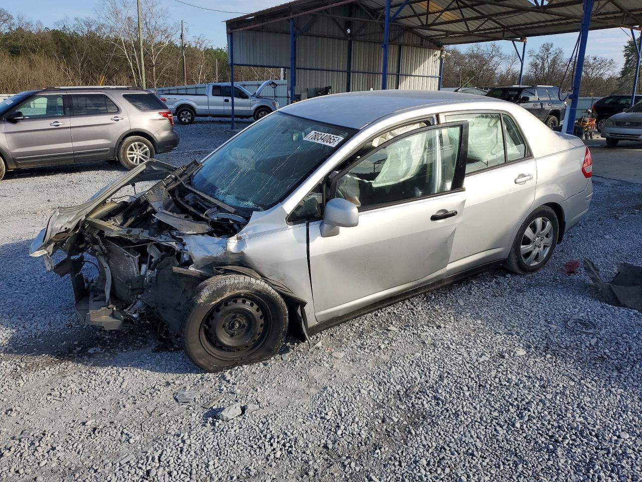 2010 Nissan Versa 1.8 S Silver vin: 3N1BC1AP1AL425218