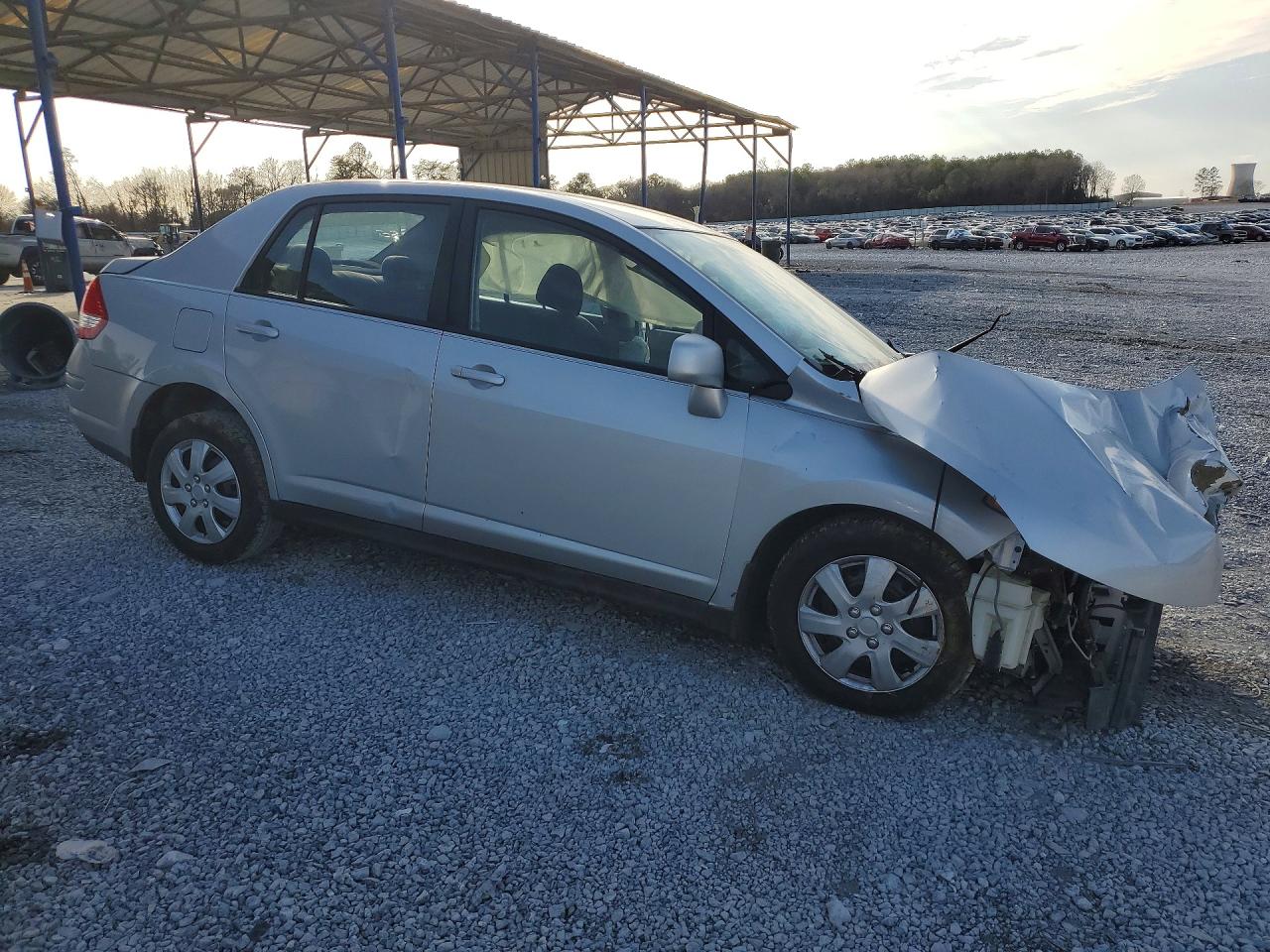 2010 Nissan Versa 1.8 S Silver vin: 3N1BC1AP1AL425218