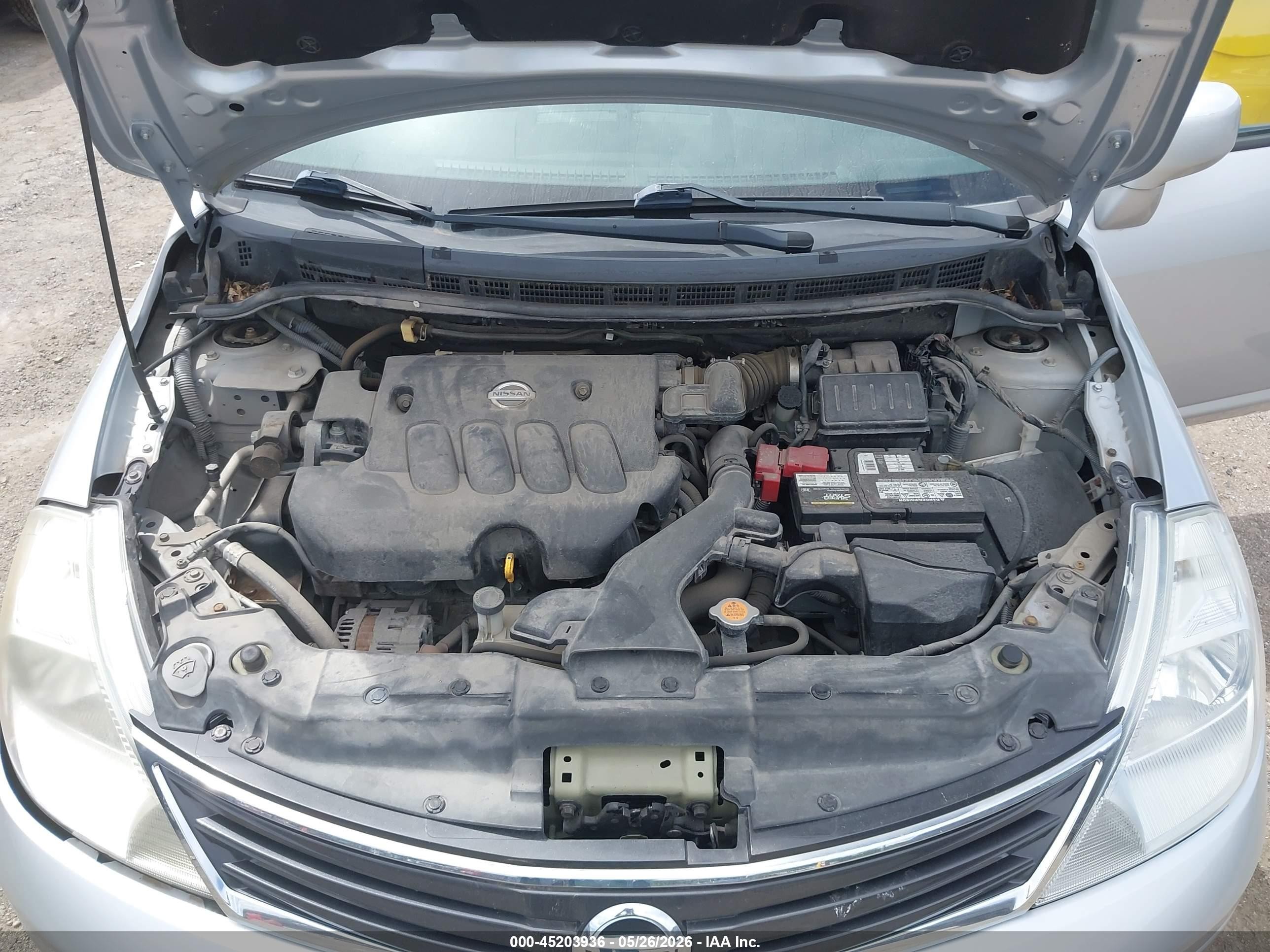 2010 Nissan Versa 1.8s Серебряный vin: 3N1BC1AP1AL448336