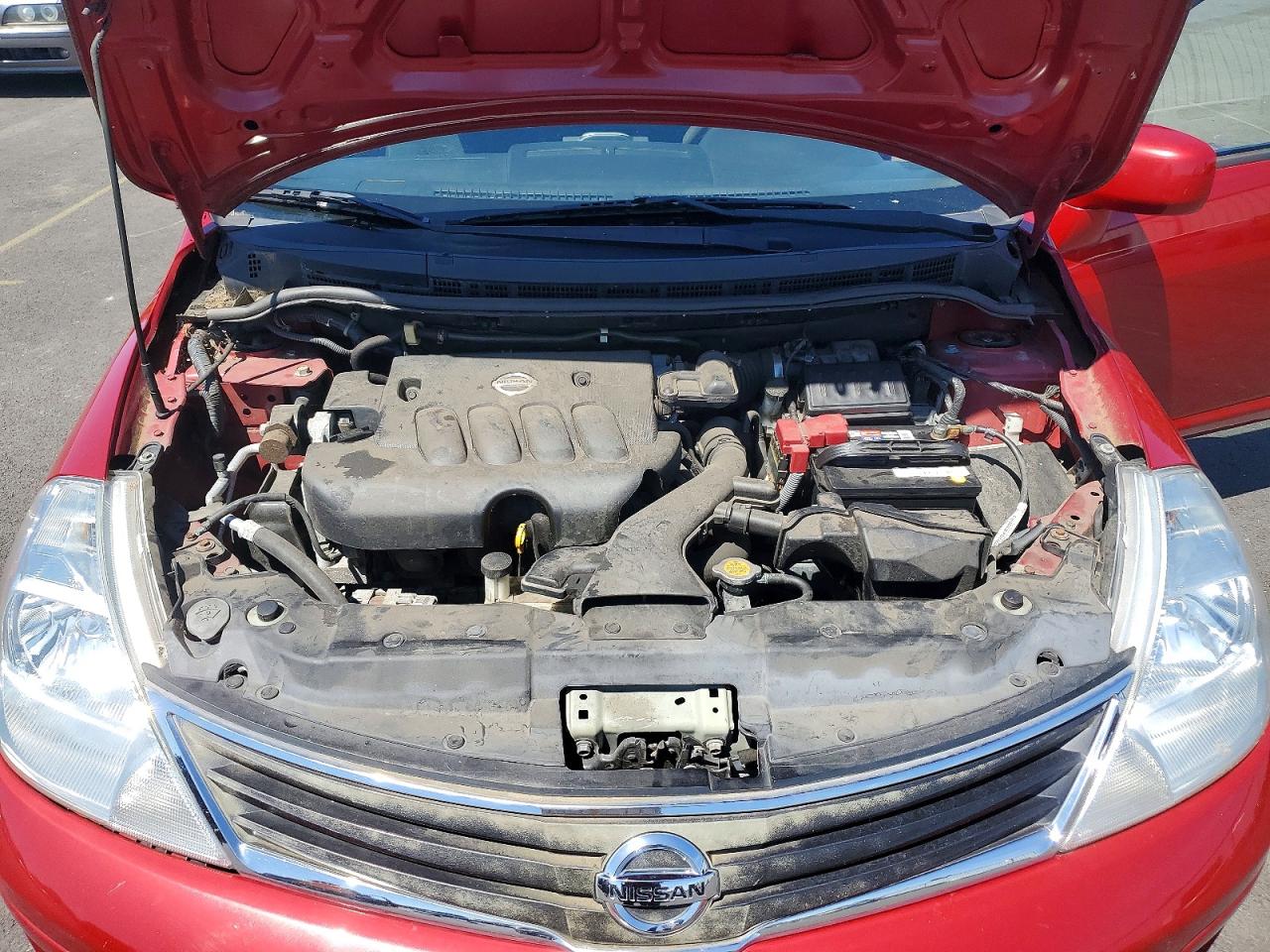2011 Nissan Versa 1.8 S Red vin: 3N1BC1AP1BL455000