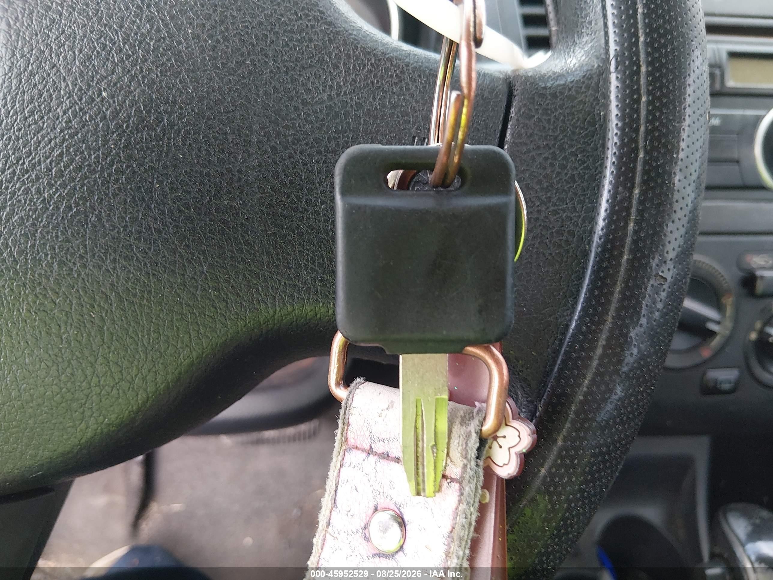 2010 Nissan Versa 1.8s Серый vin: 3N1BC1AP3AL382324