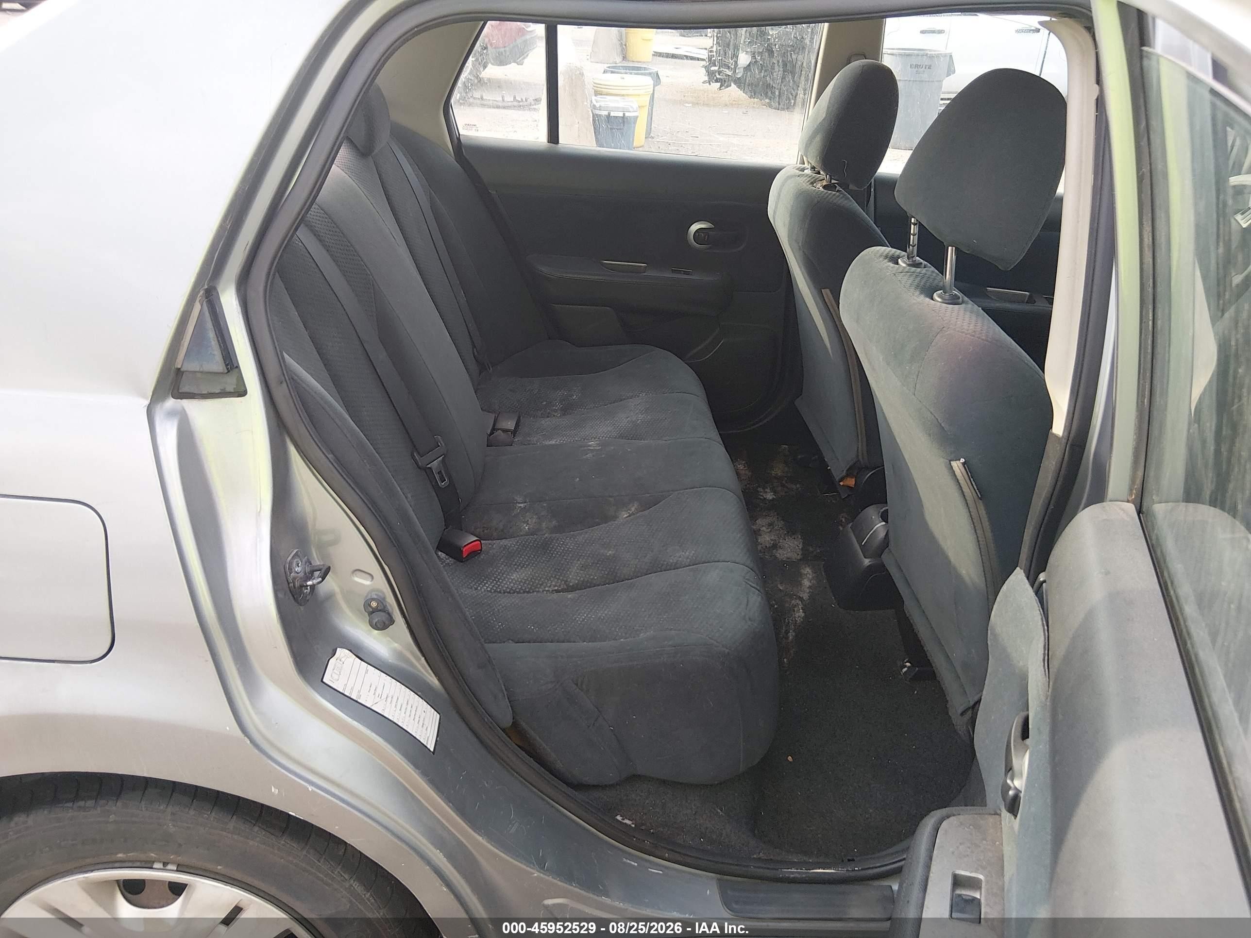 2010 Nissan Versa 1.8s Серый vin: 3N1BC1AP3AL382324