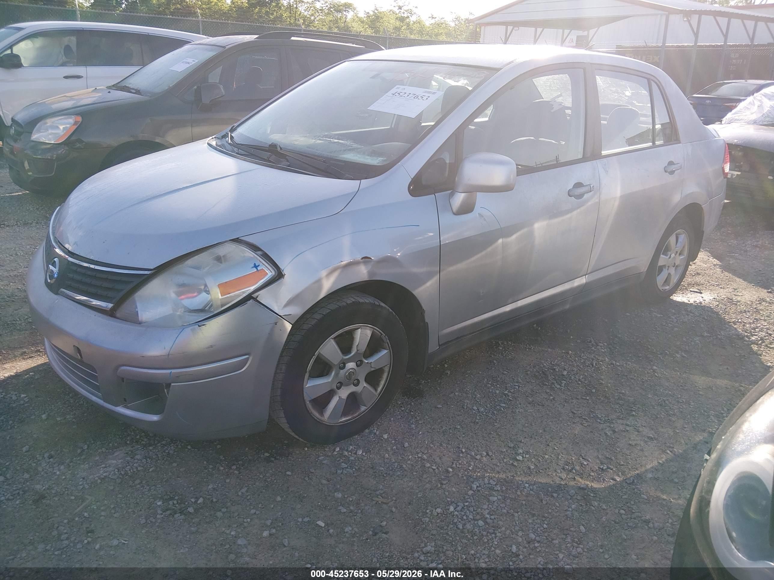 2010 Nissan Versa 1.8s Silver vin: 3N1BC1AP3AL424958