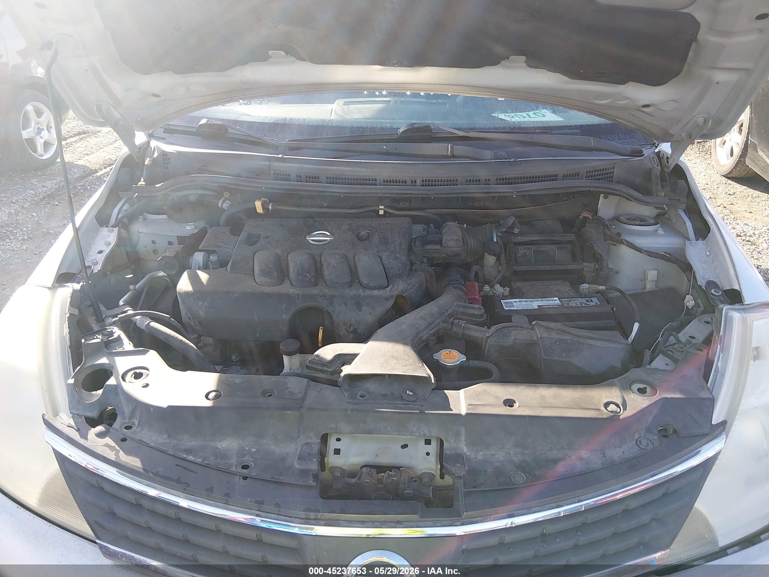 2010 Nissan Versa 1.8s Silver vin: 3N1BC1AP3AL424958