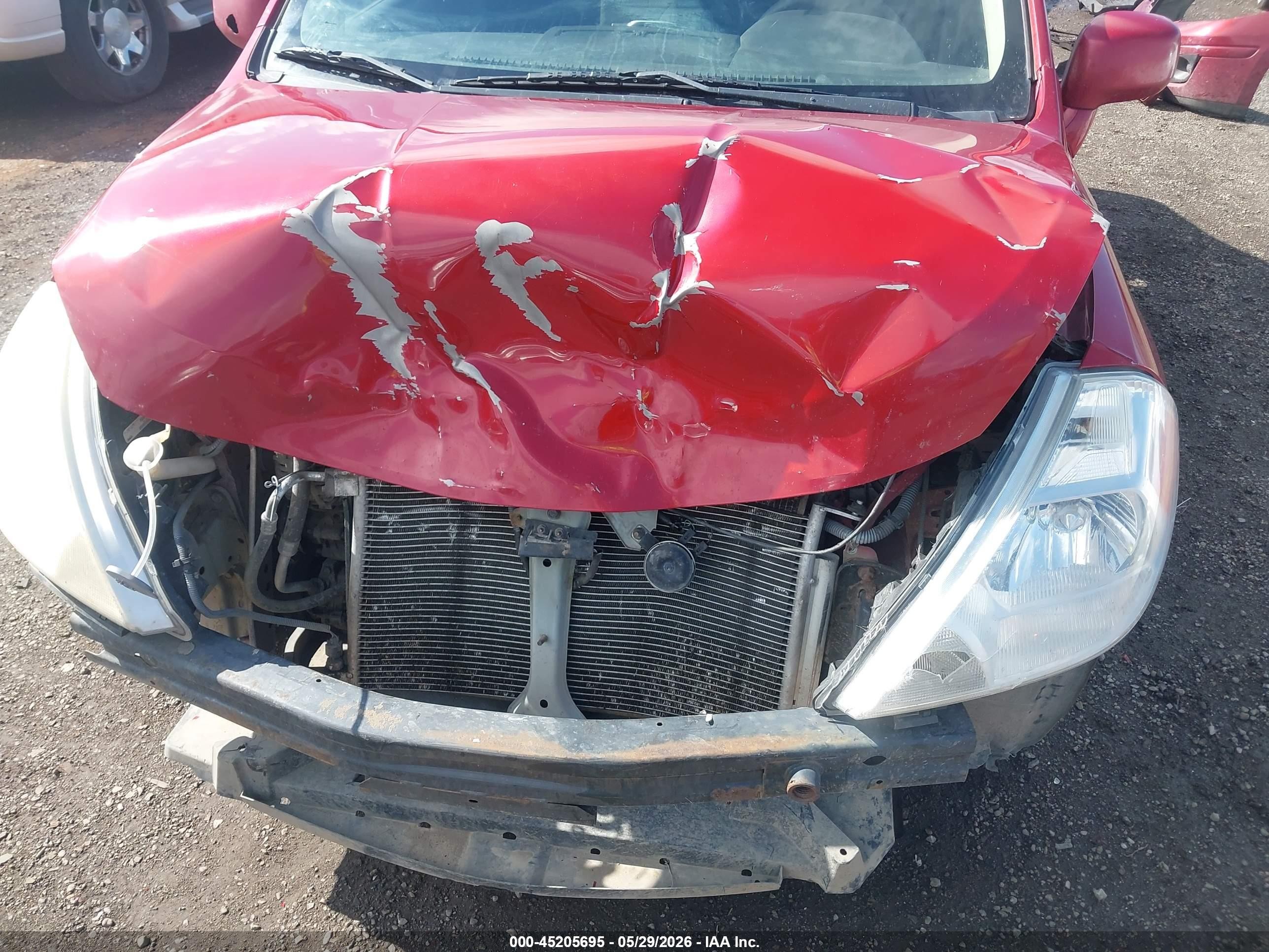 2010 Nissan Versa 1.8s Red vin: 3N1BC1AP3AL434020