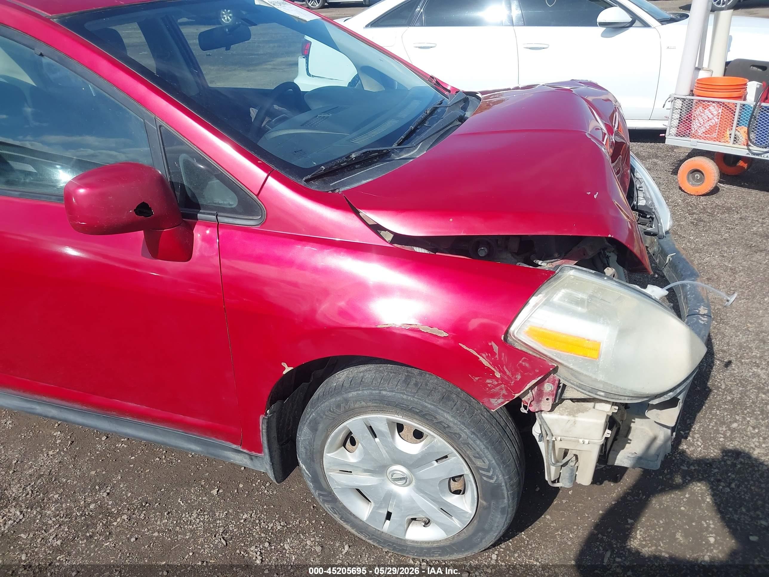 2010 Nissan Versa 1.8s Red vin: 3N1BC1AP3AL434020