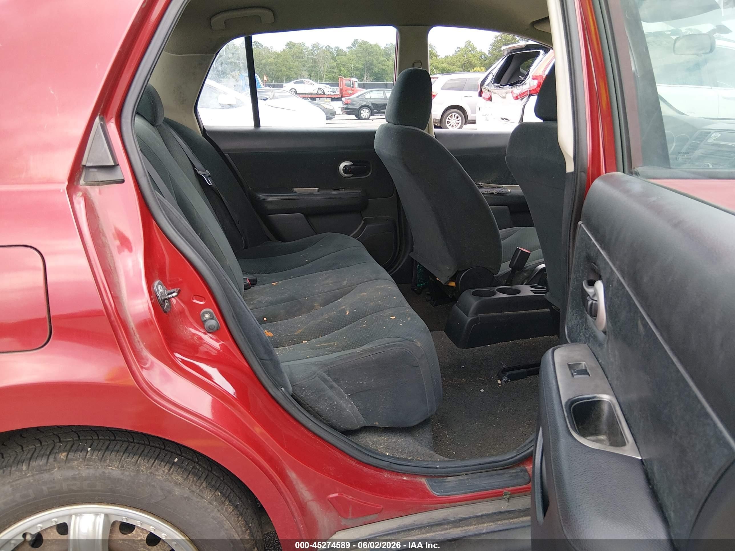 2011 Nissan Versa 1.8s Red vin: 3N1BC1AP5BL372914