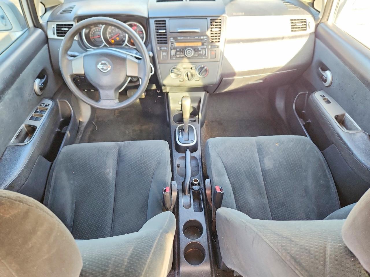 2011 Nissan Versa 1.8 S Silver vin: 3N1BC1AP5BL478215