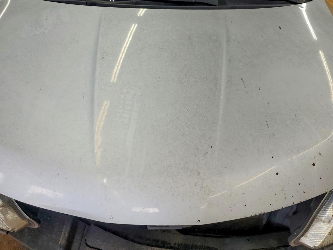2010 Nissan Versa 1.8 S Silver vin: 3N1BC1AP6AL379045