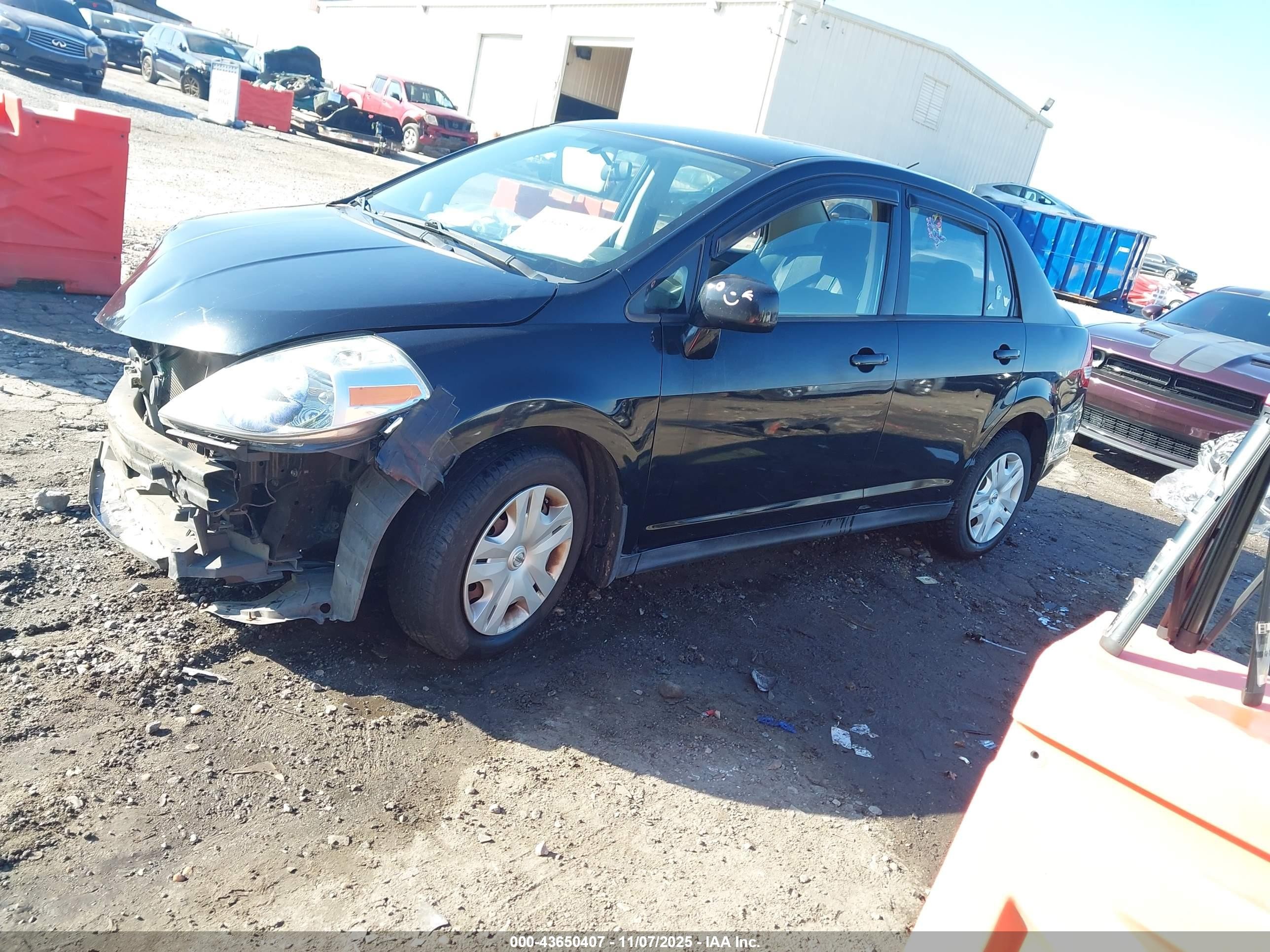 2011 Nissan Versa 1.8s Black vin: 3N1BC1AP6BL406472