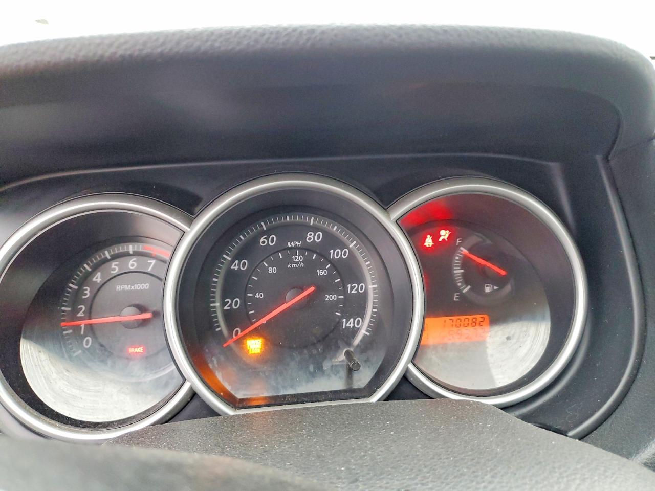 2011 Nissan Versa 1.8 S Белый vin: 3N1BC1AP6BL464677