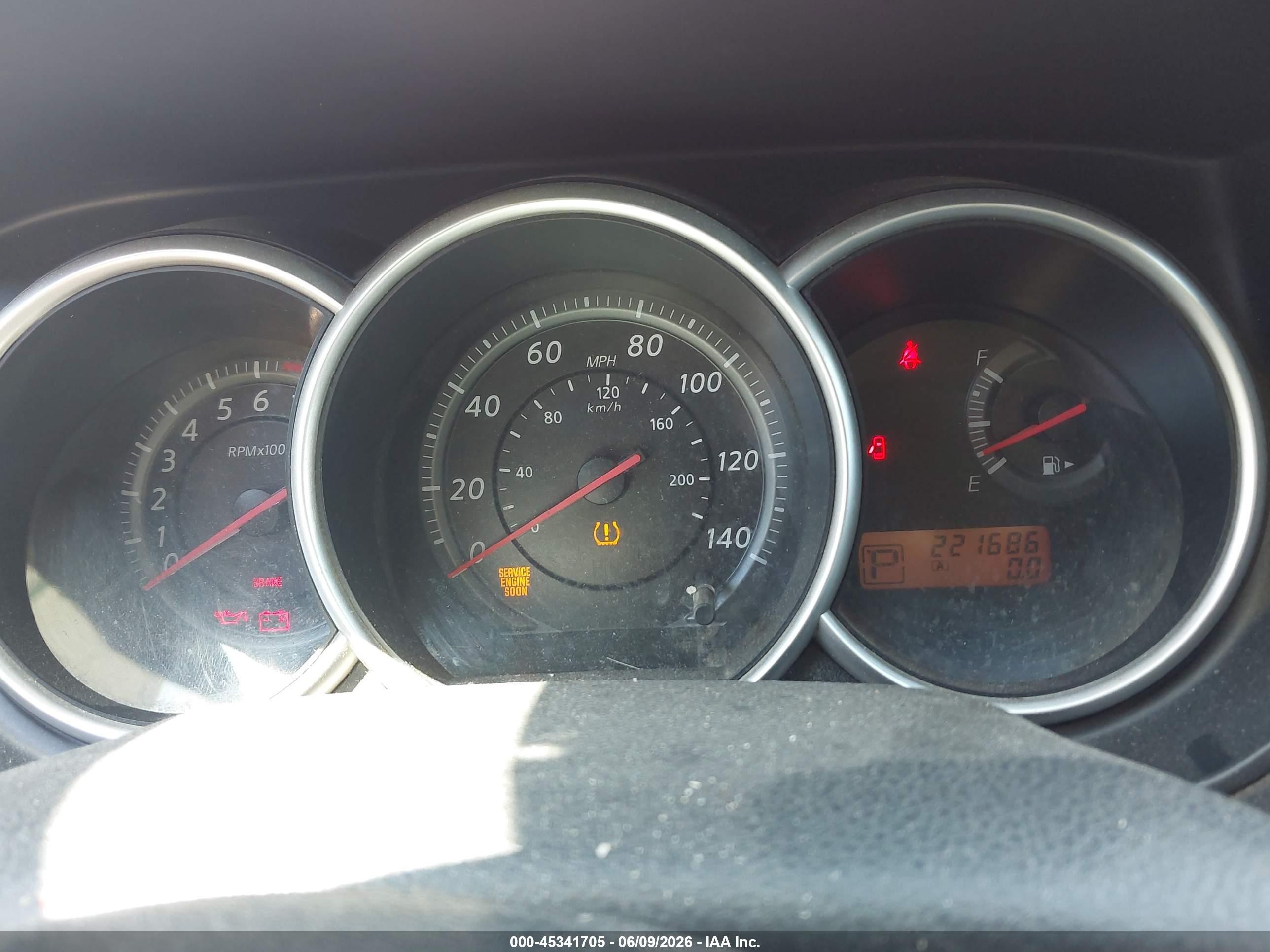 2010 Nissan Versa 1.8s Burgundy vin: 3N1BC1AP7AL431749