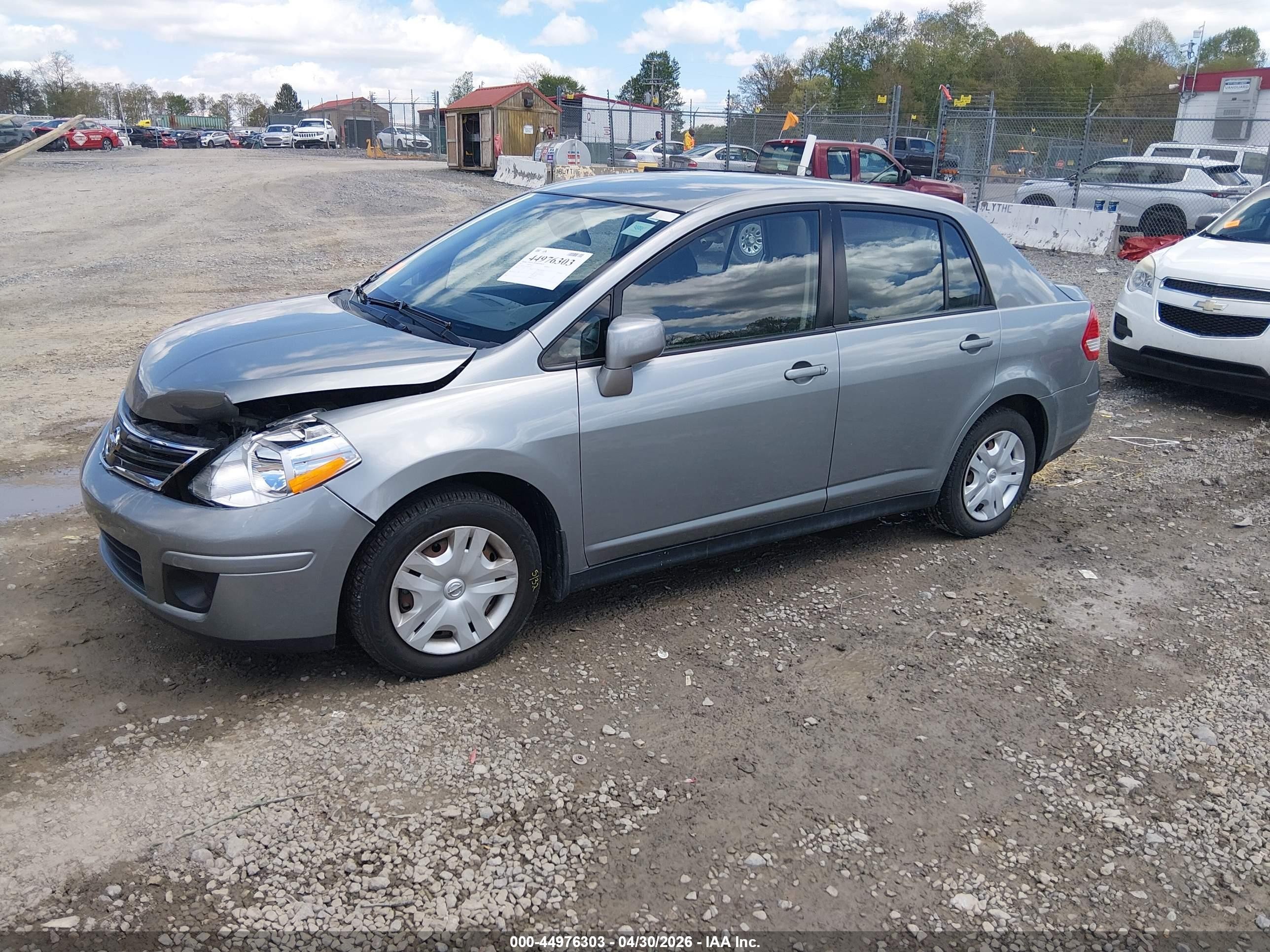 2011 Nissan Versa 1.8s Gray vin: 3N1BC1AP7BL445099