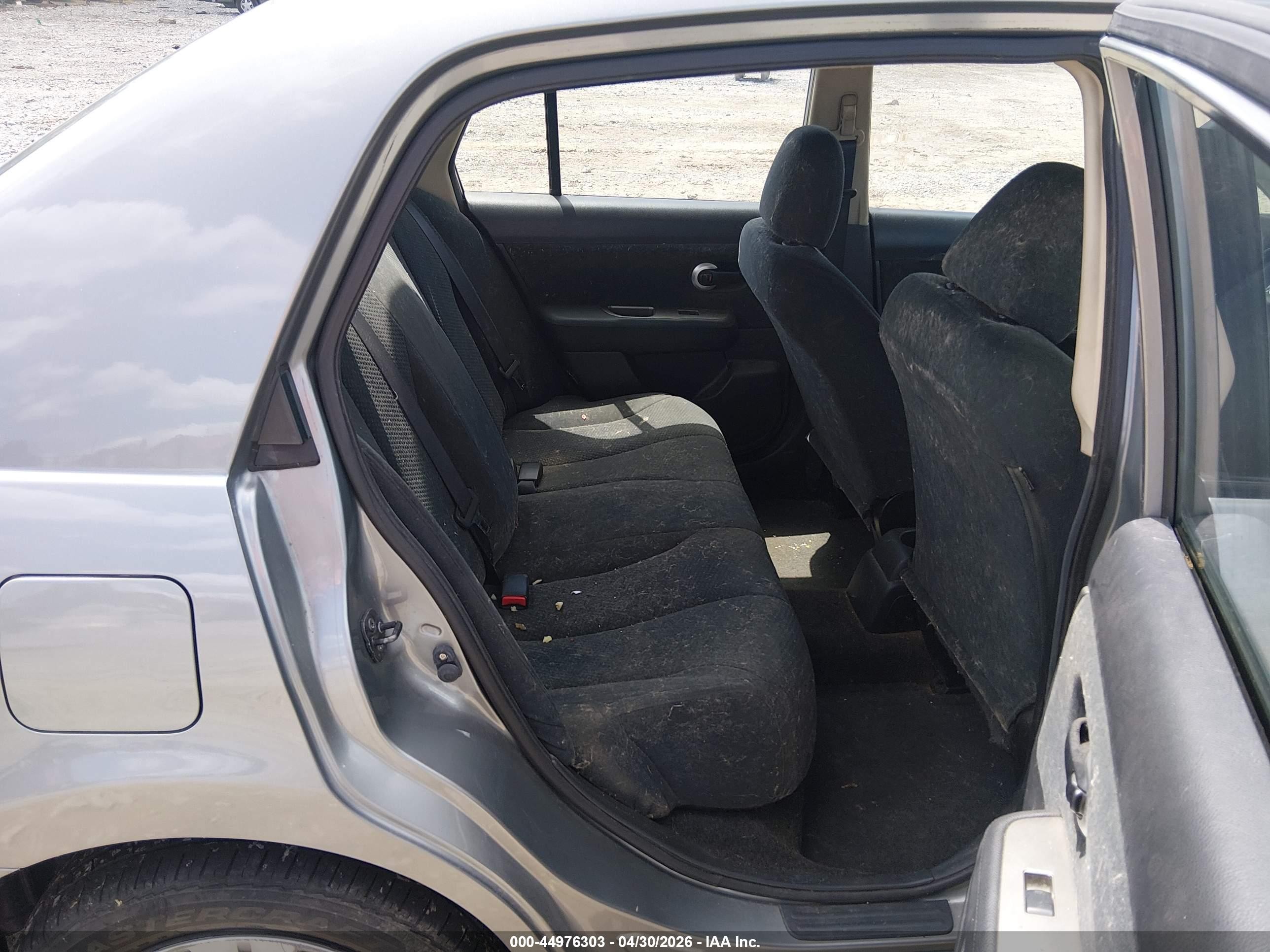 2011 Nissan Versa 1.8s Gray vin: 3N1BC1AP7BL445099