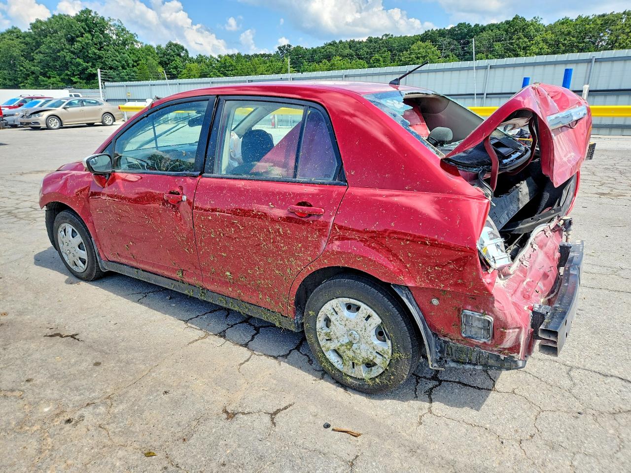 2011 Nissan Versa 1.8 S Red vin: 3N1BC1AP7BL453736