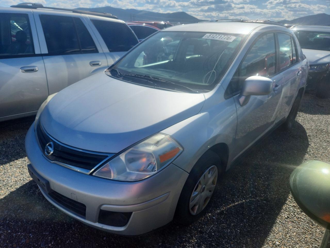 2011 Nissan Versa S Silver vin: 3N1BC1AP7BL479186