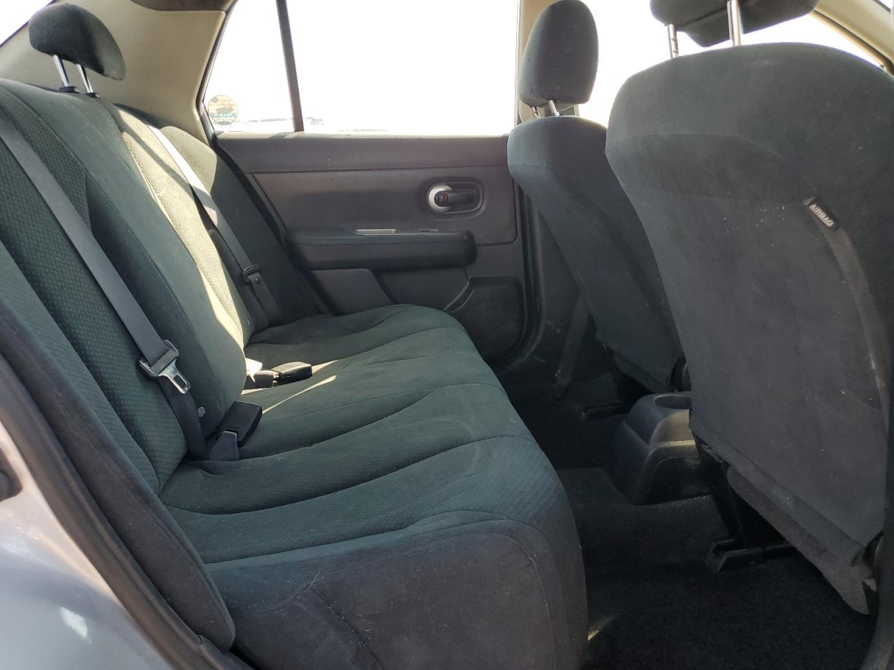 2011 Nissan Versa S Silver vin: 3N1BC1AP7BL479186