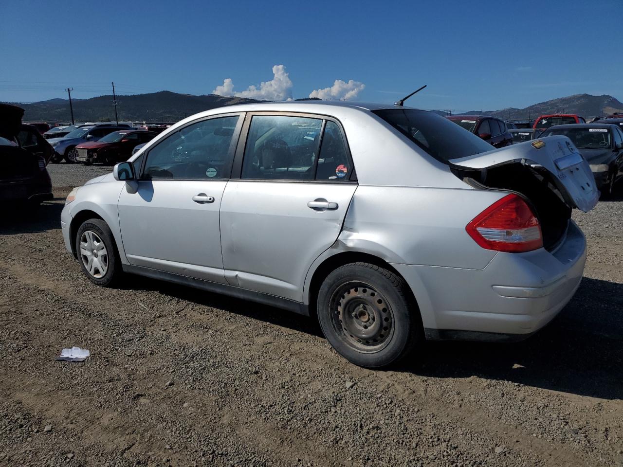 2011 Nissan Versa S Silver vin: 3N1BC1AP7BL479186